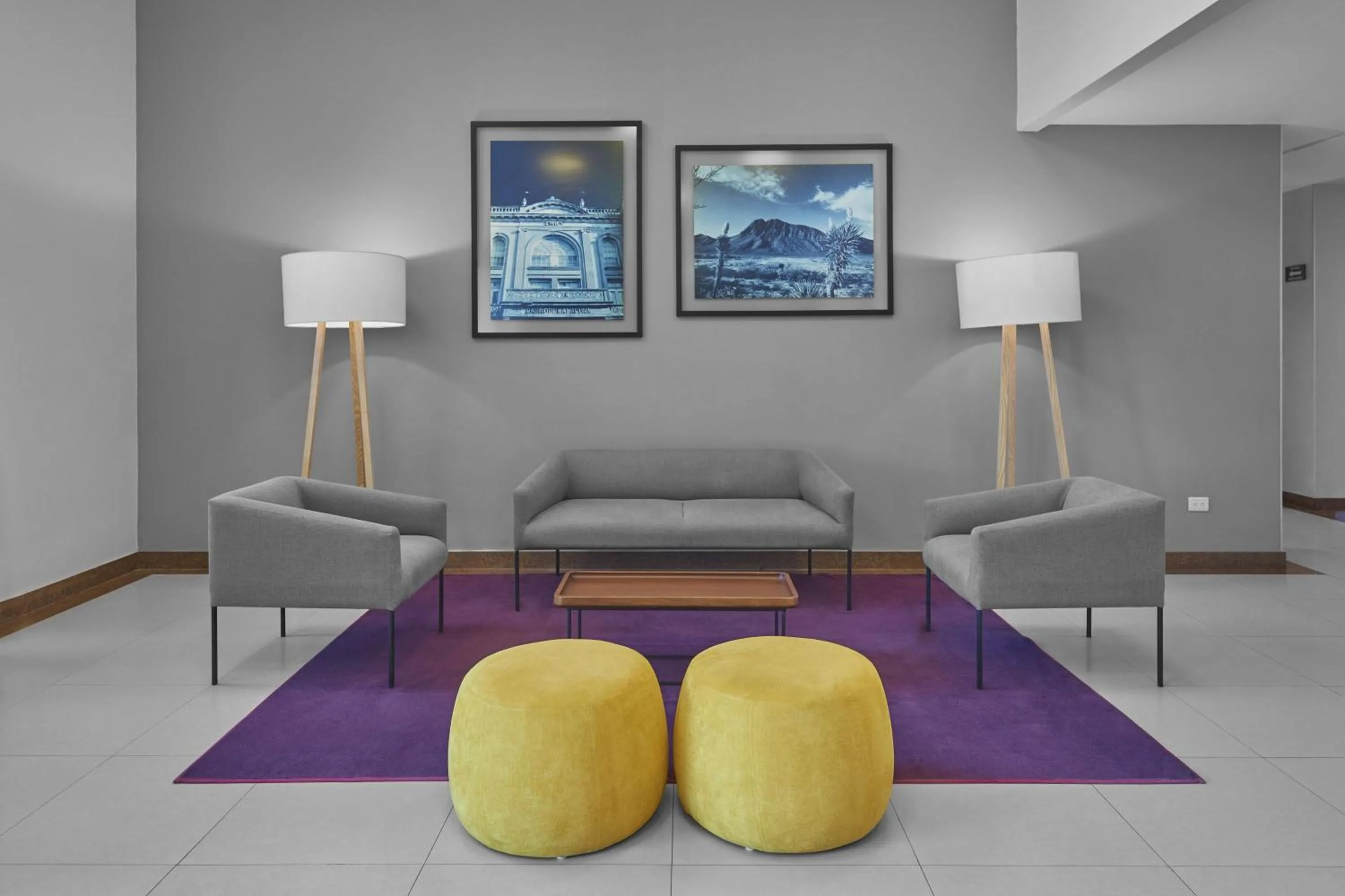 Lobby or reception in City Express by Marriott Tampico