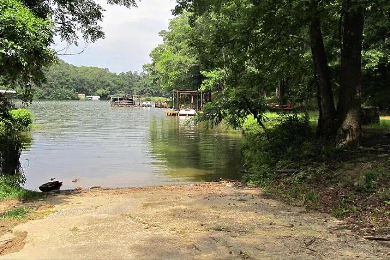 River view in Secluded Home with Mini Waterfall and a Creek in Hot Springs