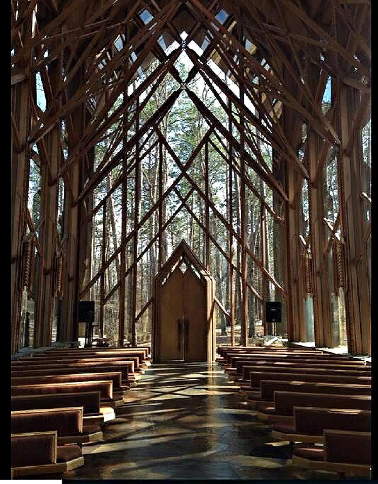 Garden view in Secluded Home with Mini Waterfall and a Creek in Hot Springs