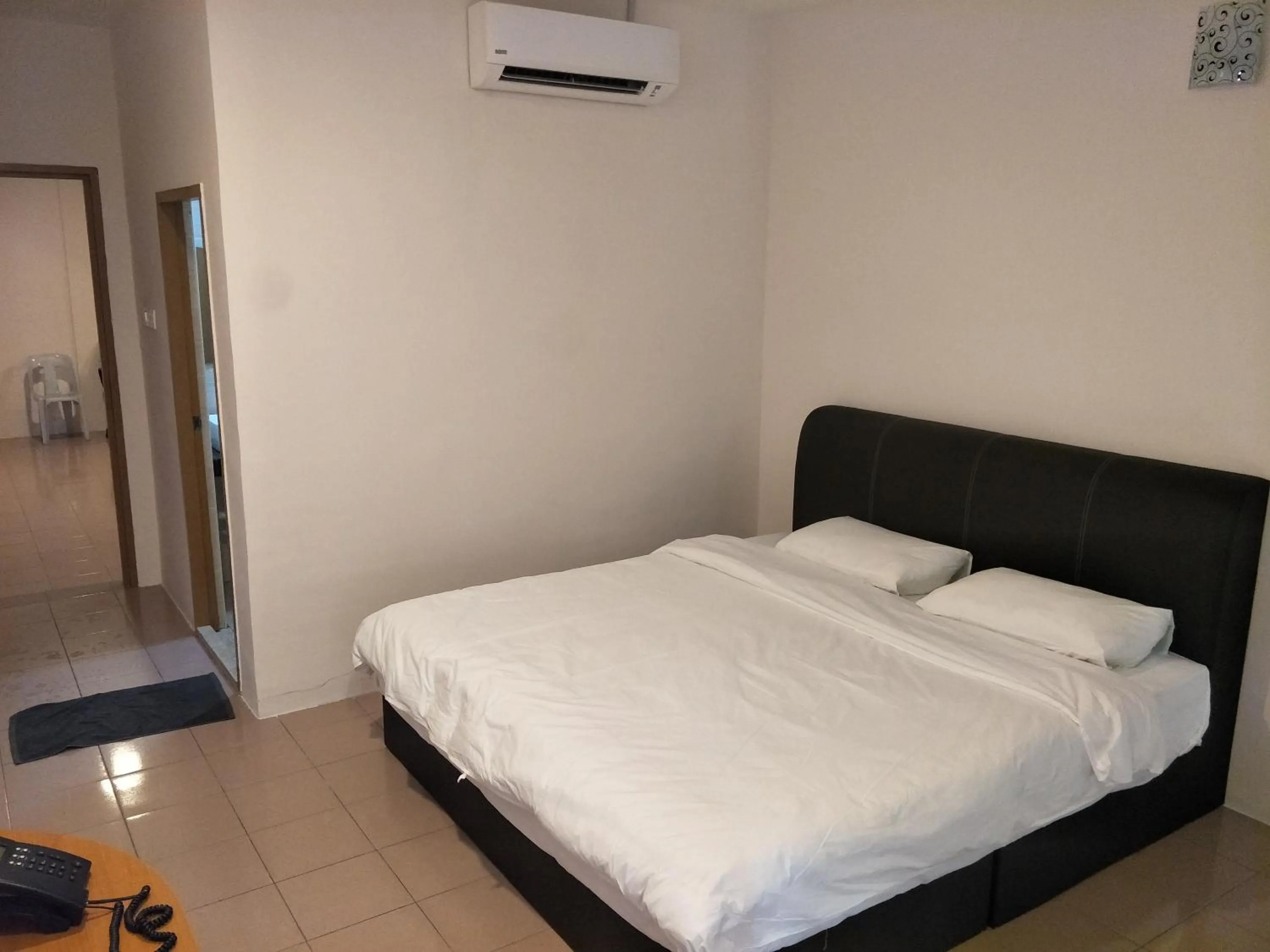 Bed in Anderson Hotel