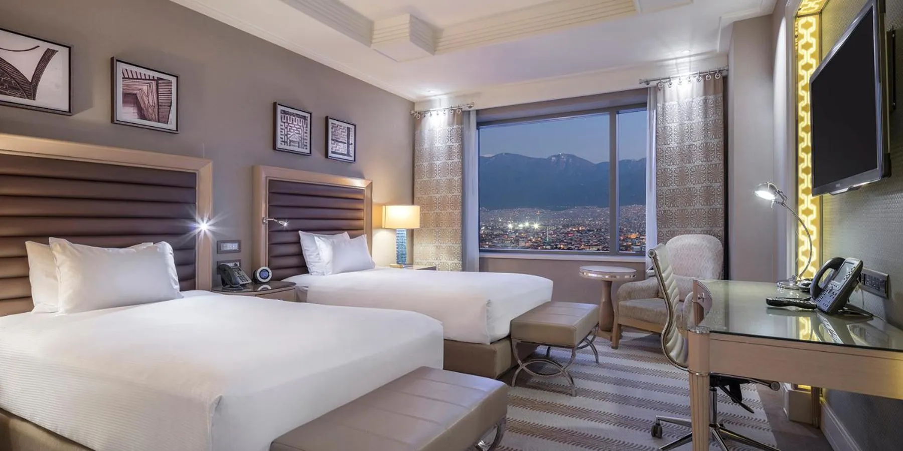 City view, Bed in Hilton Bursa Convention Center & Spa