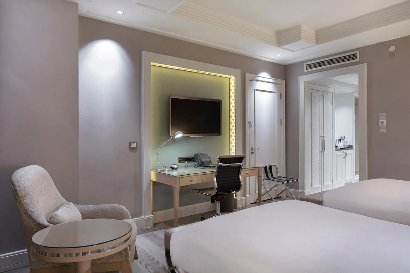 View (from property/room), Bed in Hilton Bursa Convention Center & Spa