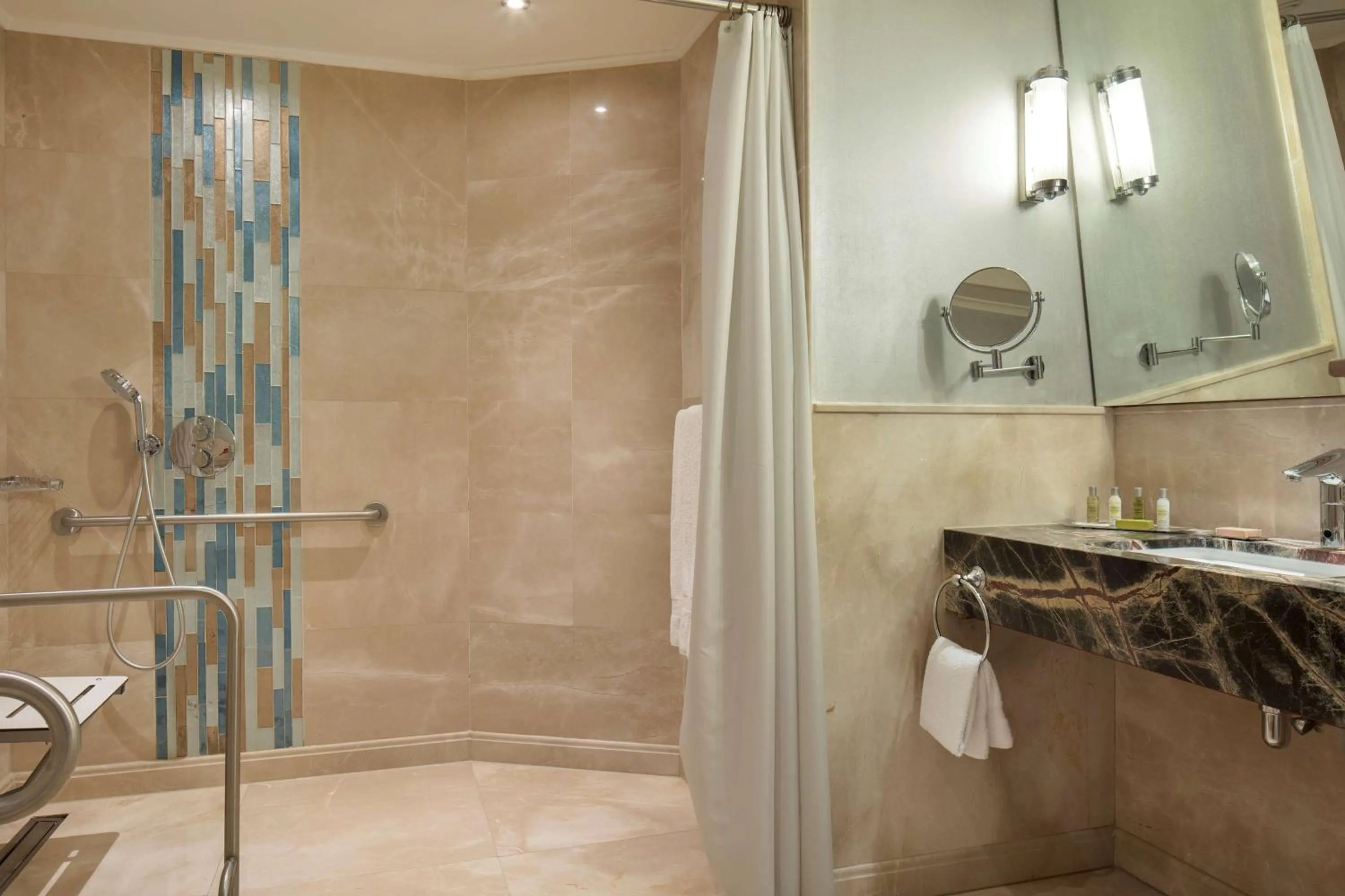 Bathroom in Hilton Bursa Convention Center & Spa