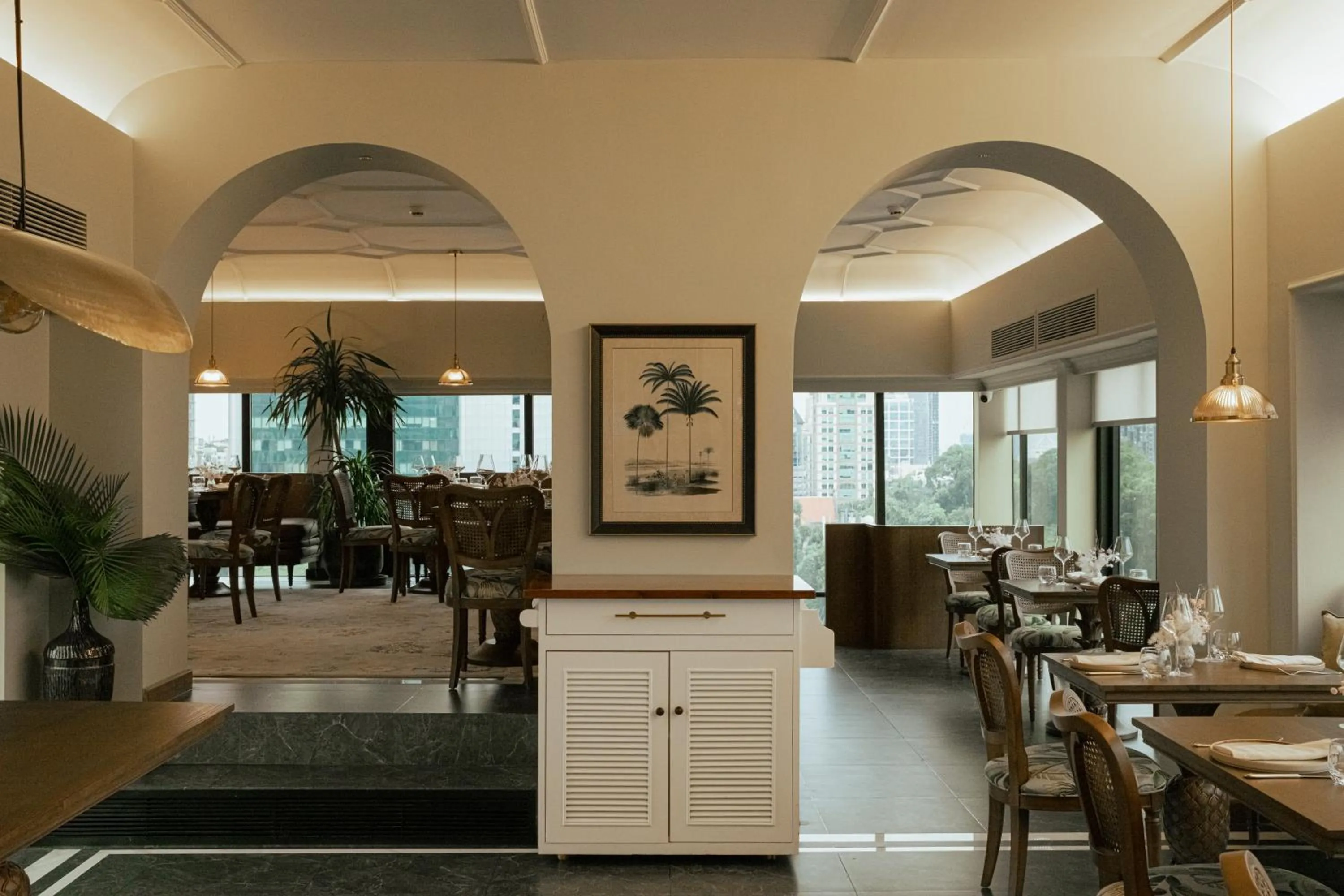 Restaurant/places to eat in Bach Suites Saigon, a Member of Design Hotels