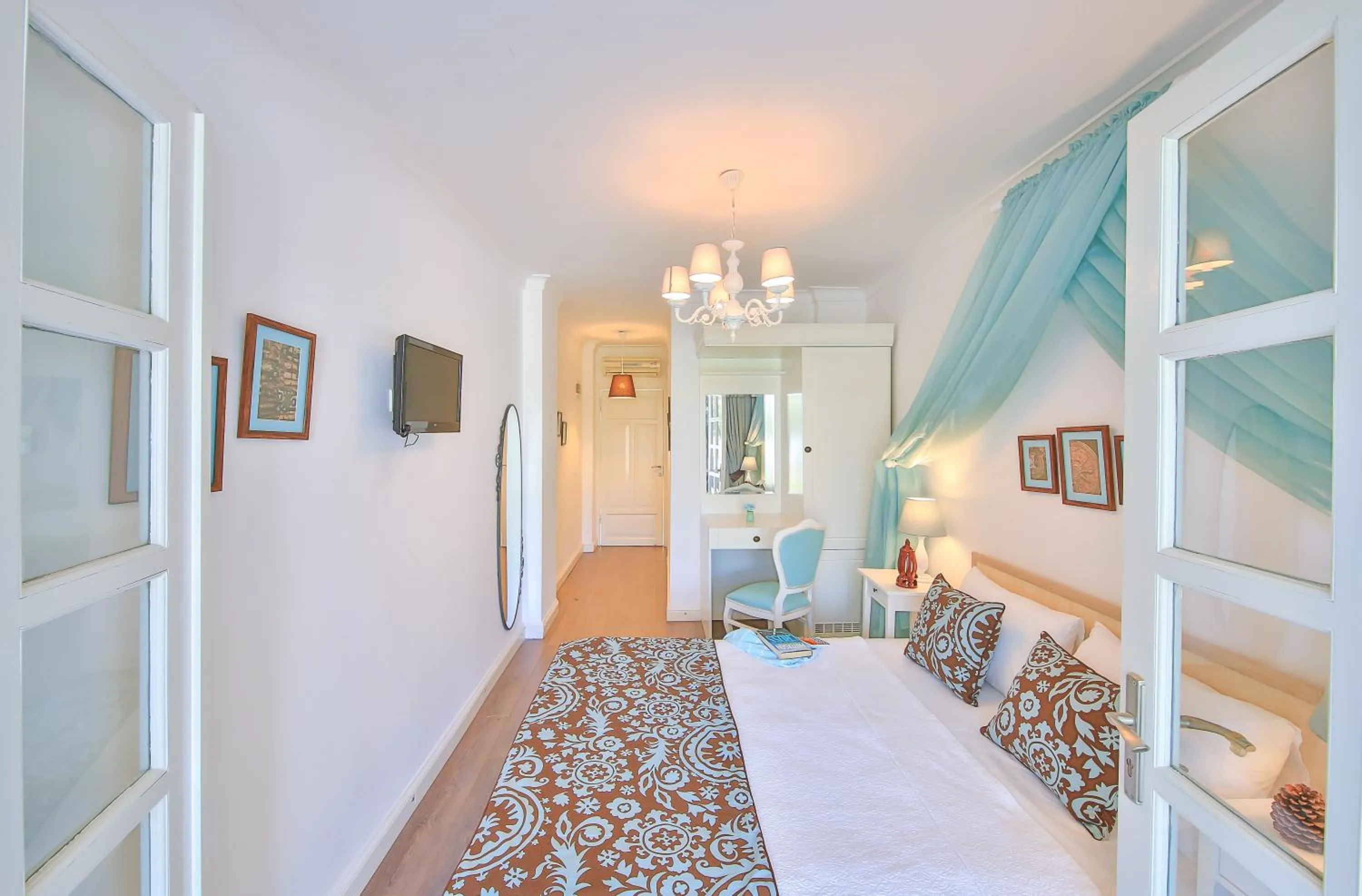 Bed in Alacati Sorf Hotel