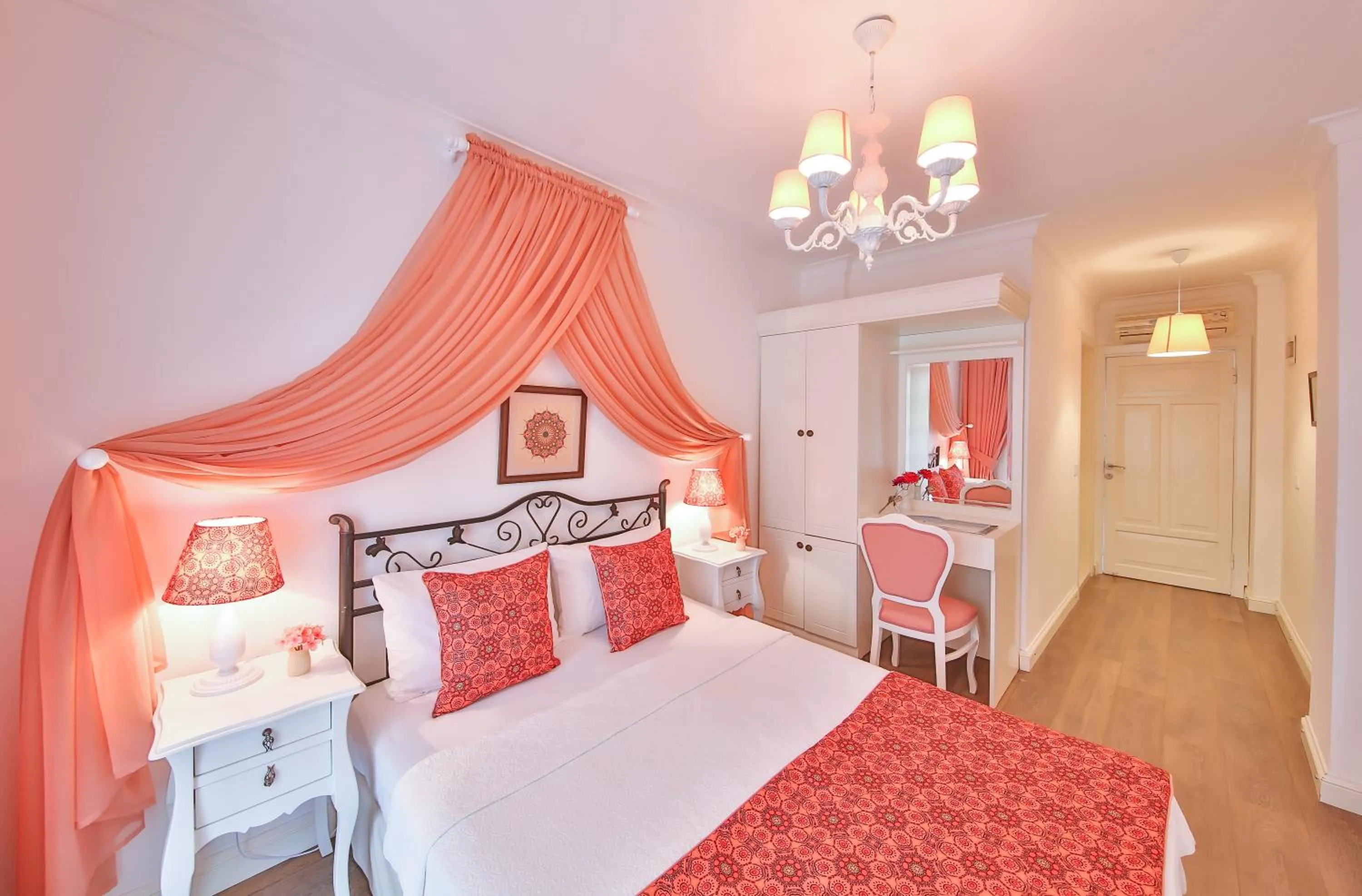 Bedroom, Bed in Alacati Sorf Hotel