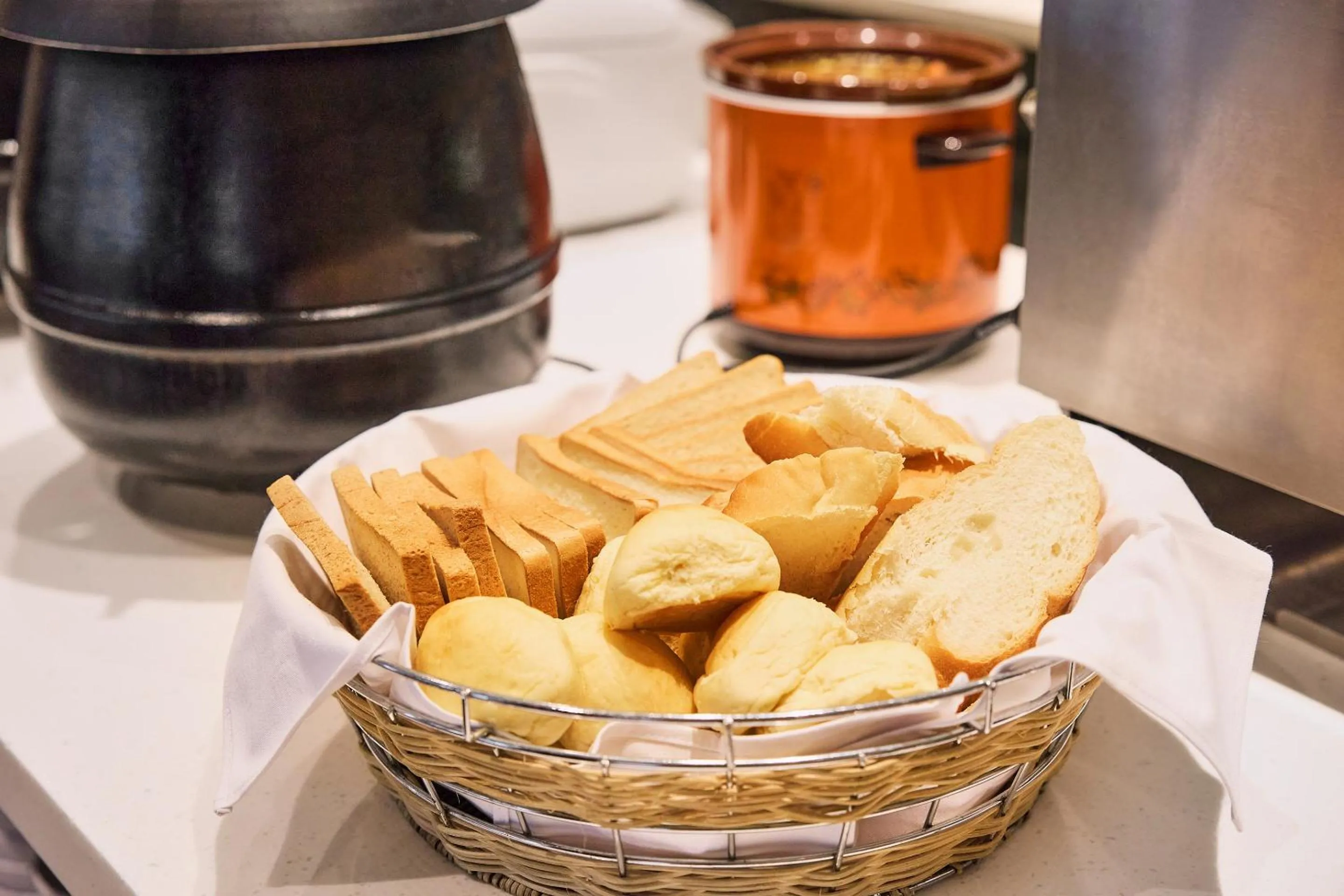 Breakfast in Orange Hotel - Linsen, Taipei