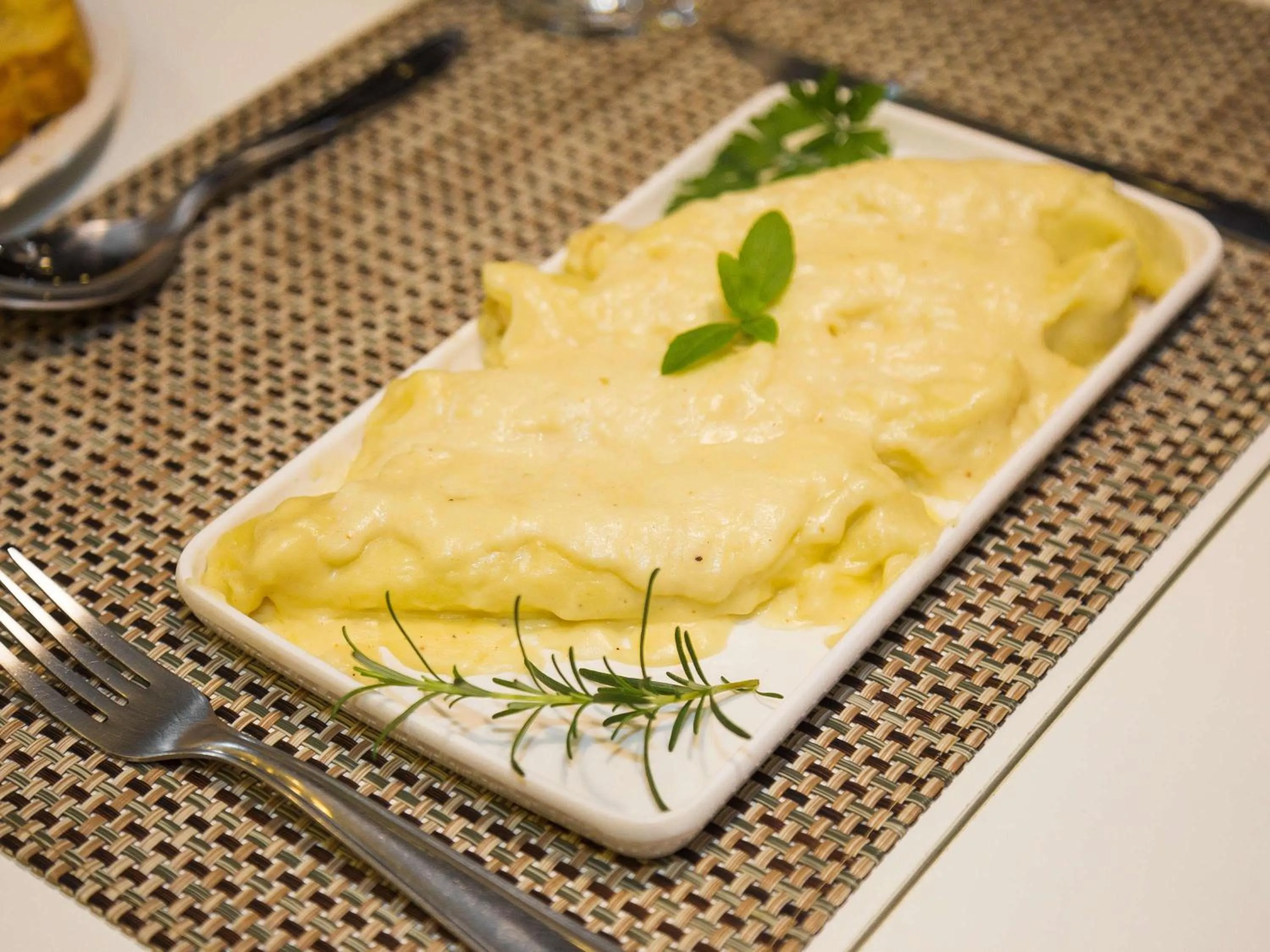 Restaurant/places to eat in Ibis Lorena - Circuito da Fé