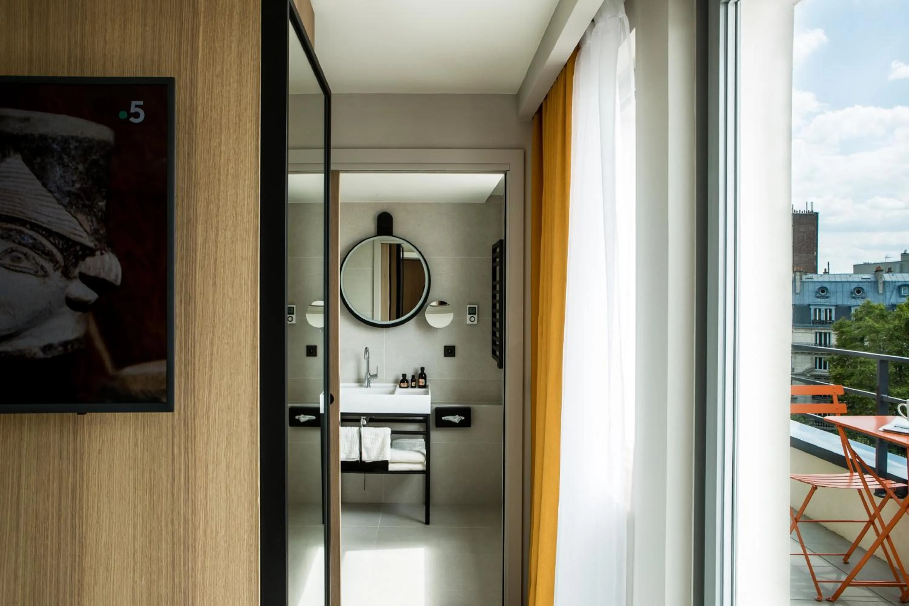 Bathroom in Mercure Paris 17 Batignolles