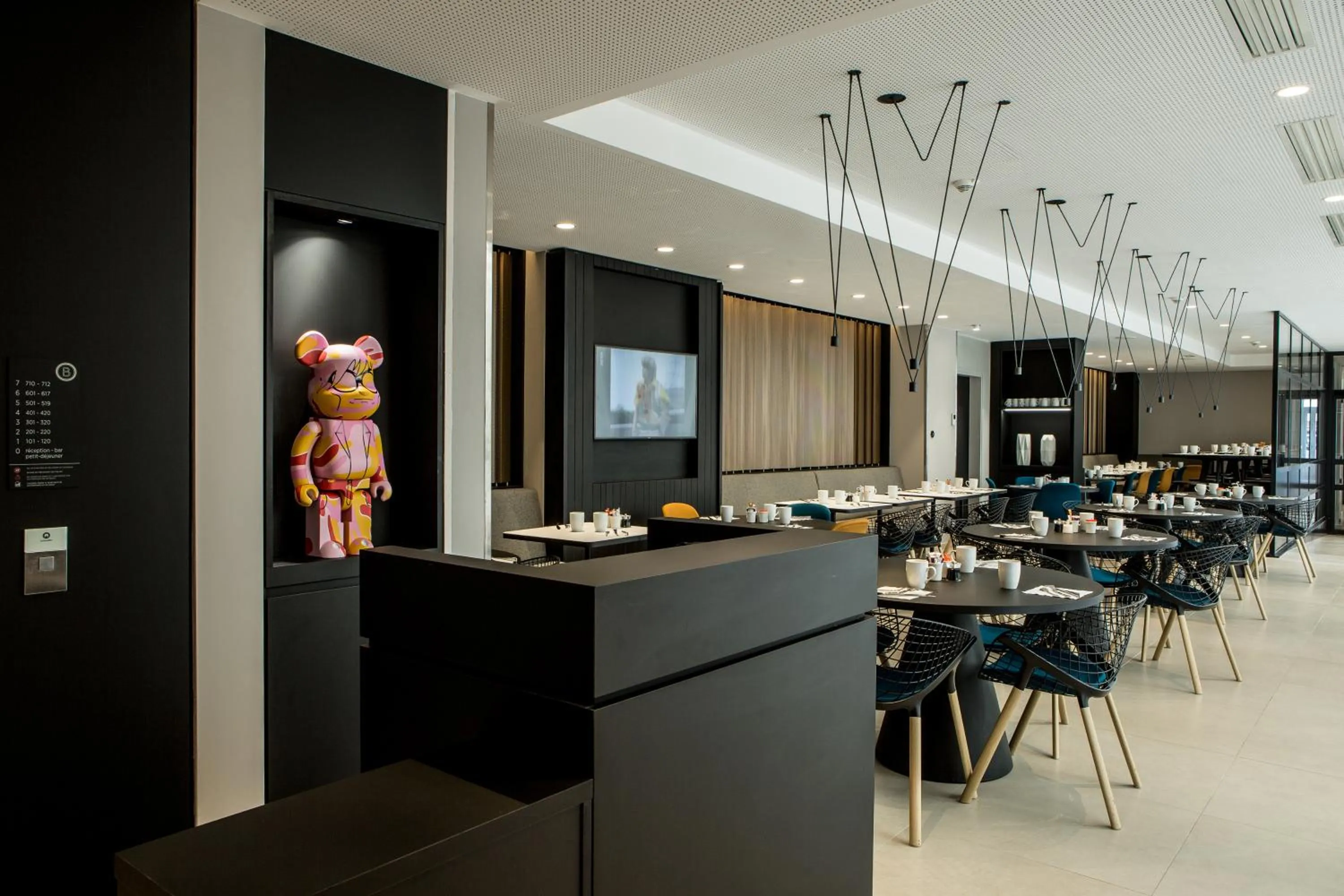 Buffet breakfast in Mercure Paris 17 Batignolles