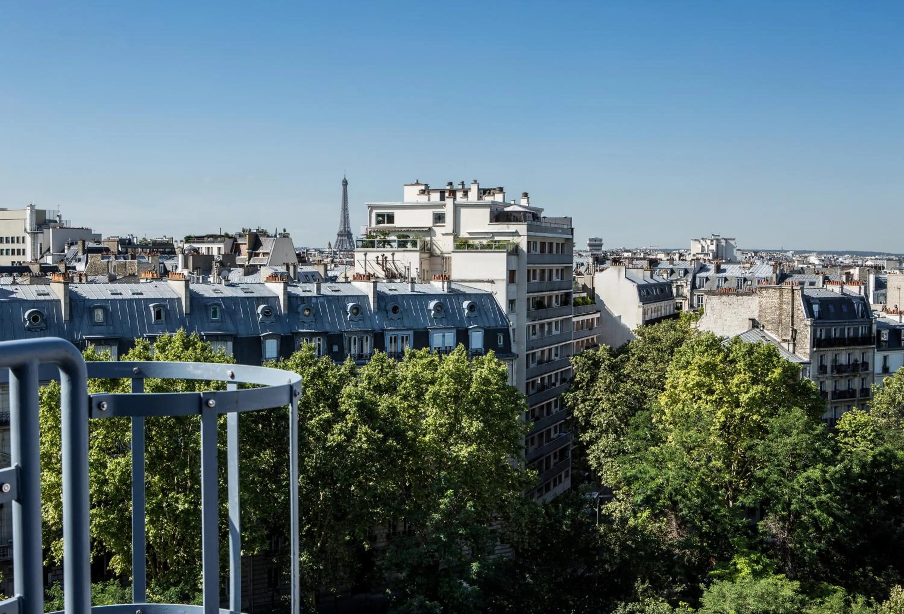 City view in Mercure Paris 17 Batignolles