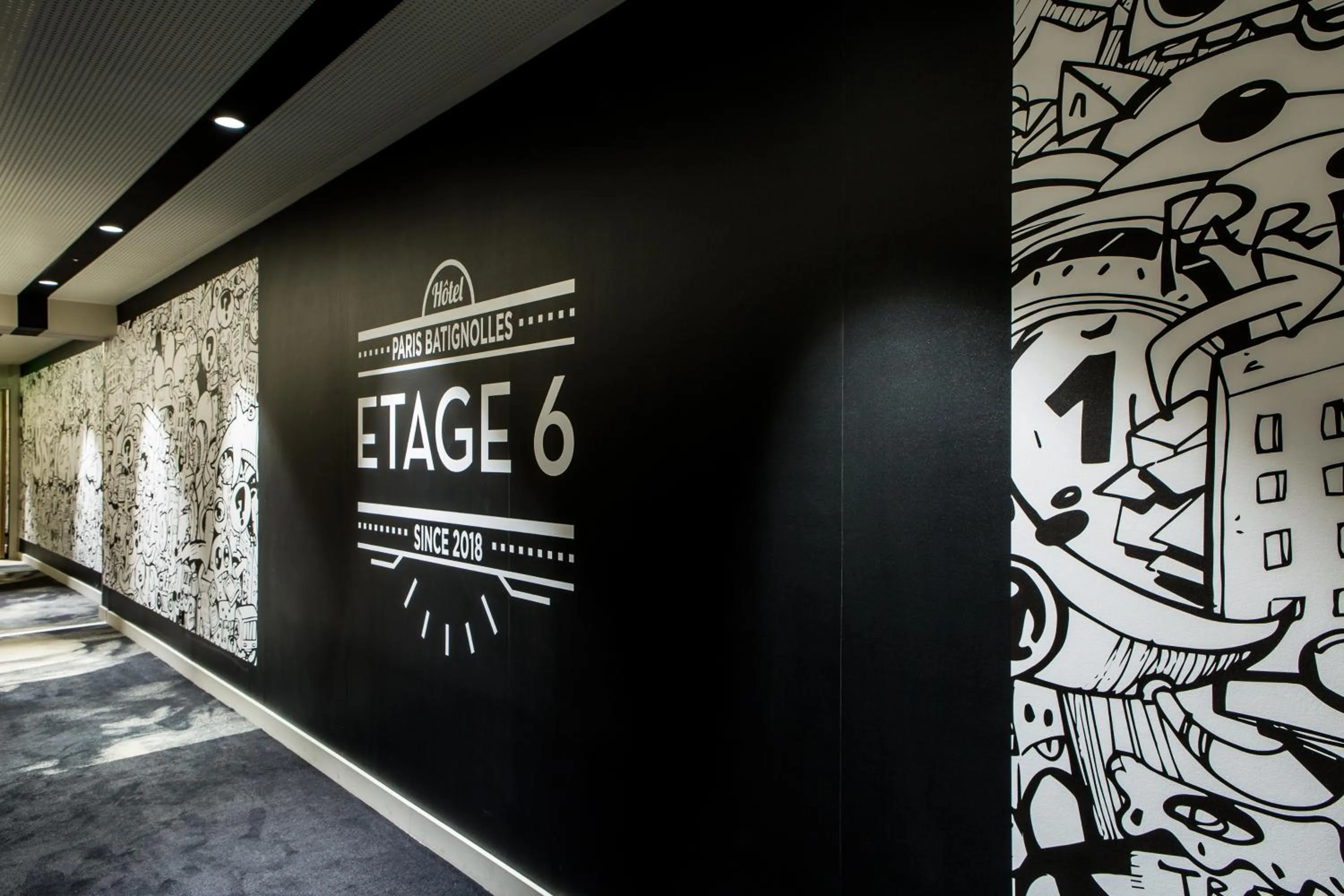 Decorative detail in Mercure Paris 17 Batignolles