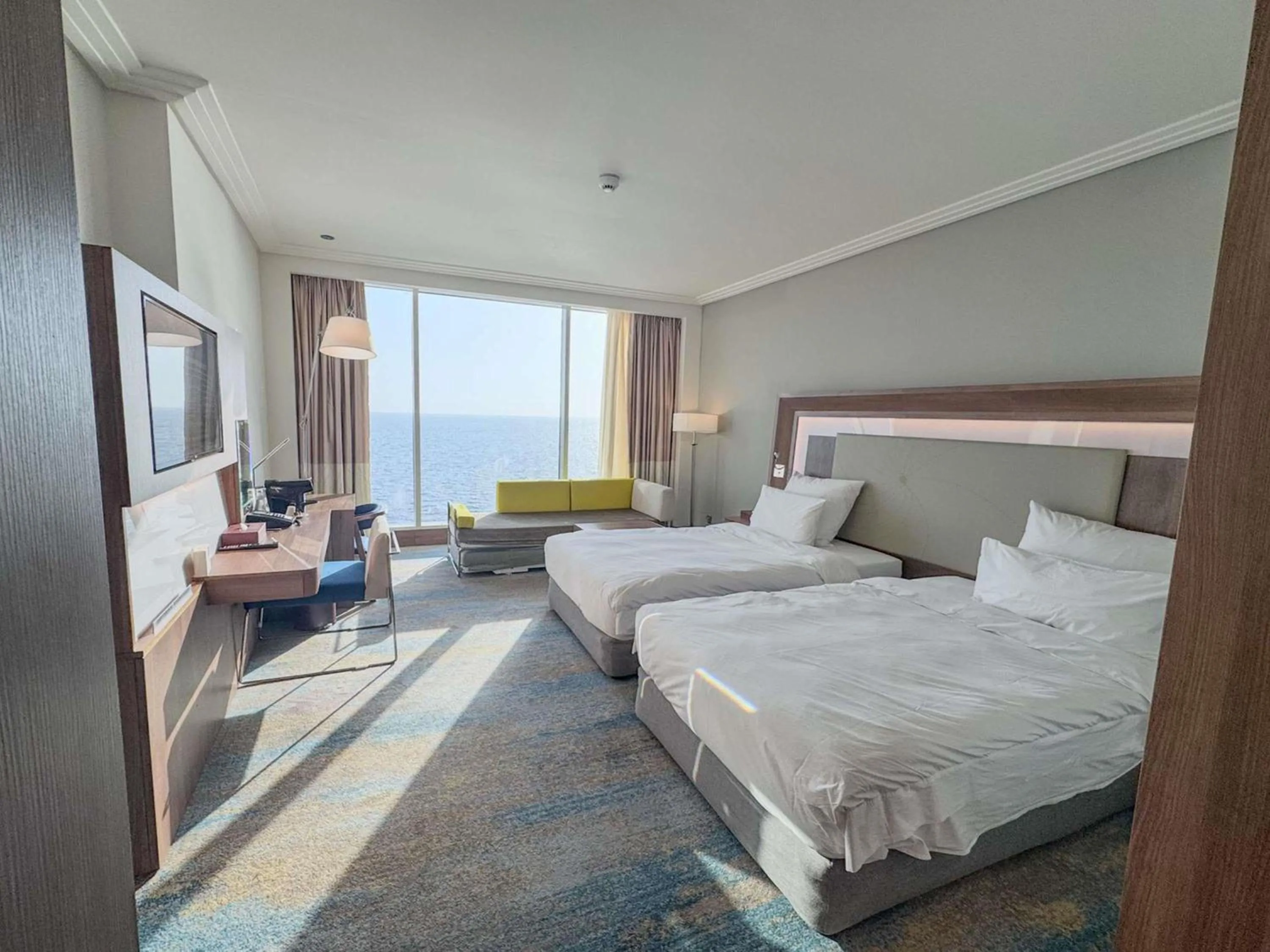 Bedroom, Bed in Novotel Jazan