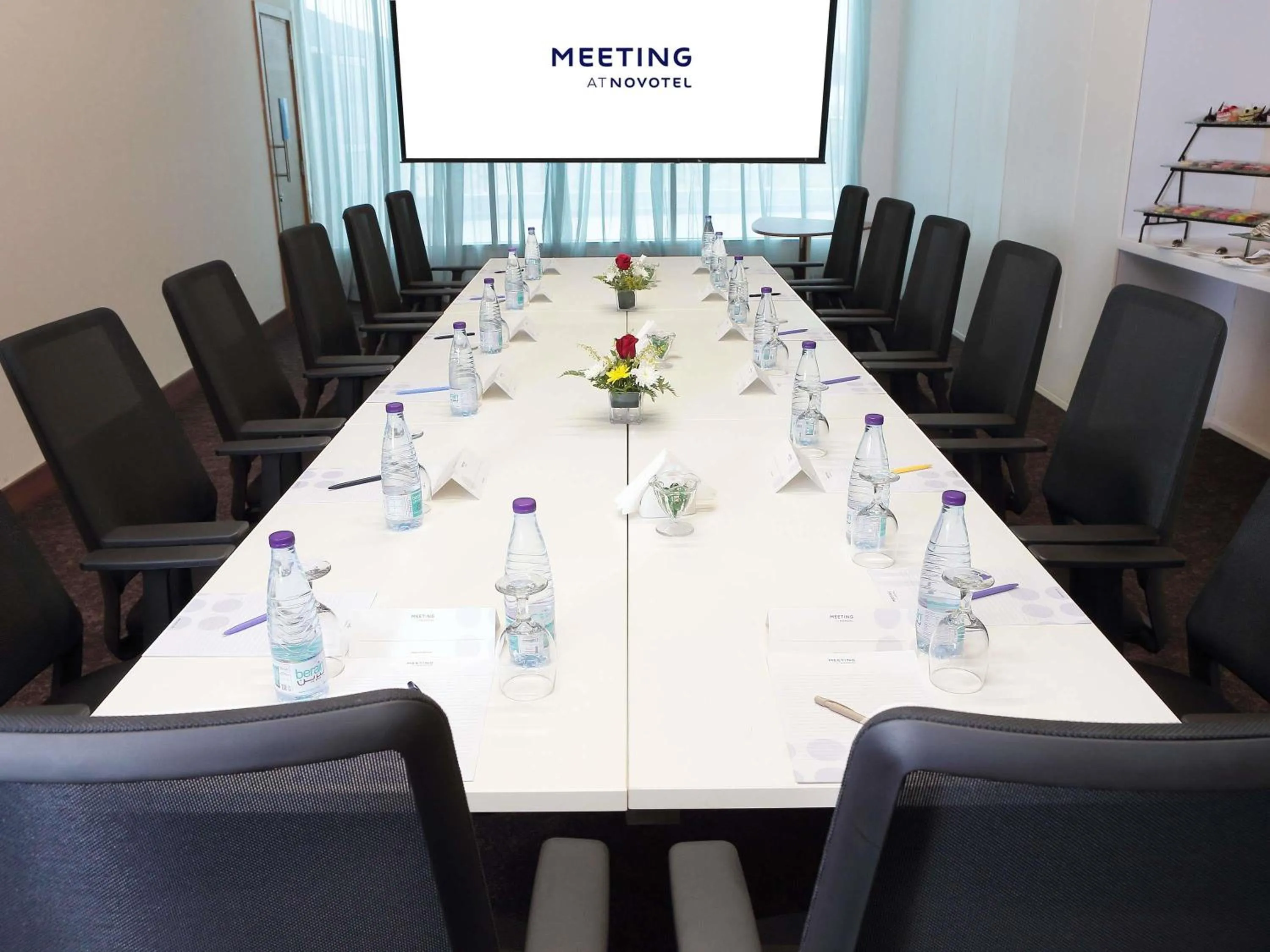 Meeting/conference room in Novotel Jazan