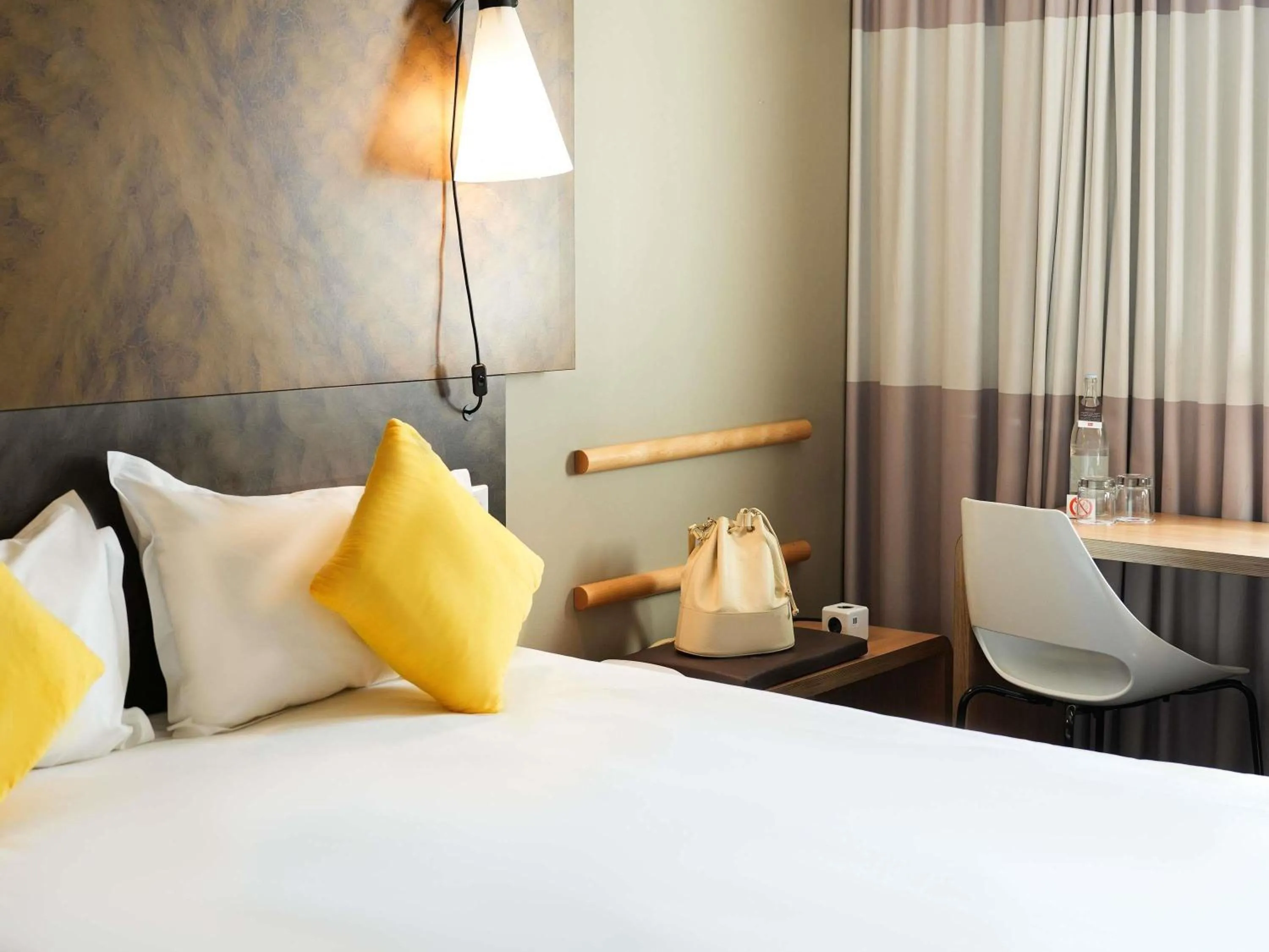 Bedroom, Bed in Ibis Sfax