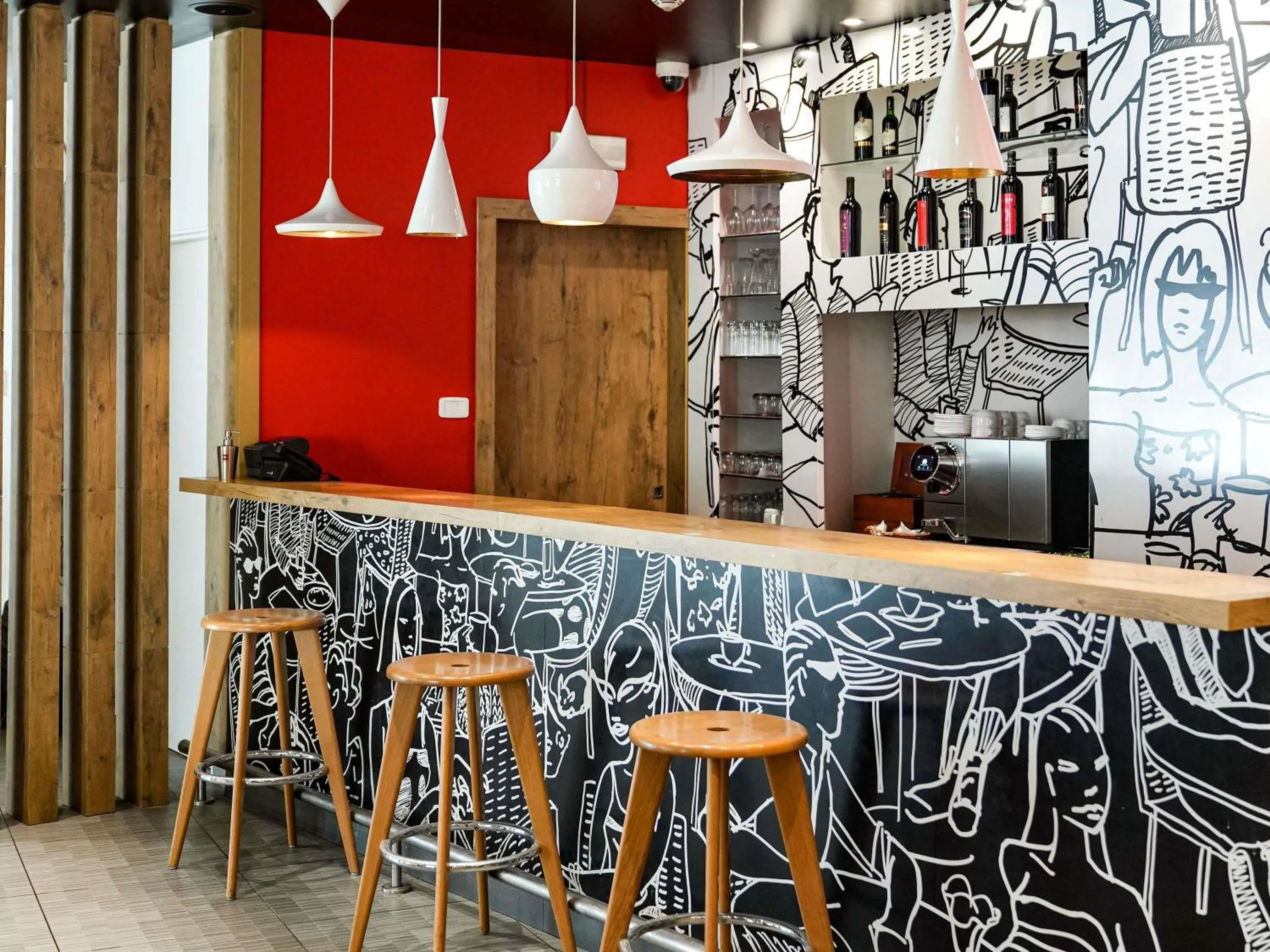 Lounge or bar in Ibis Sfax