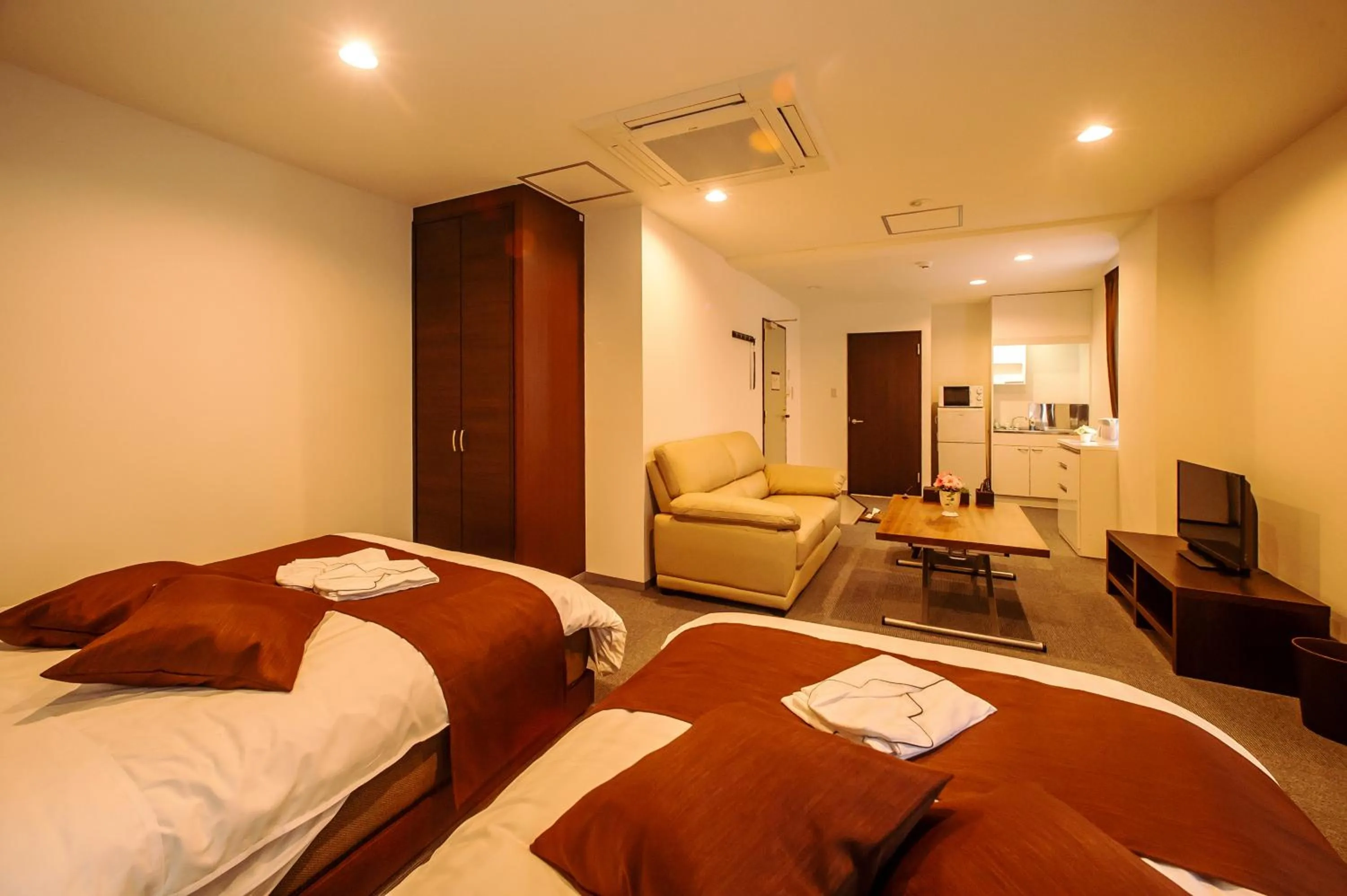 Bed in Condominium Stella Site