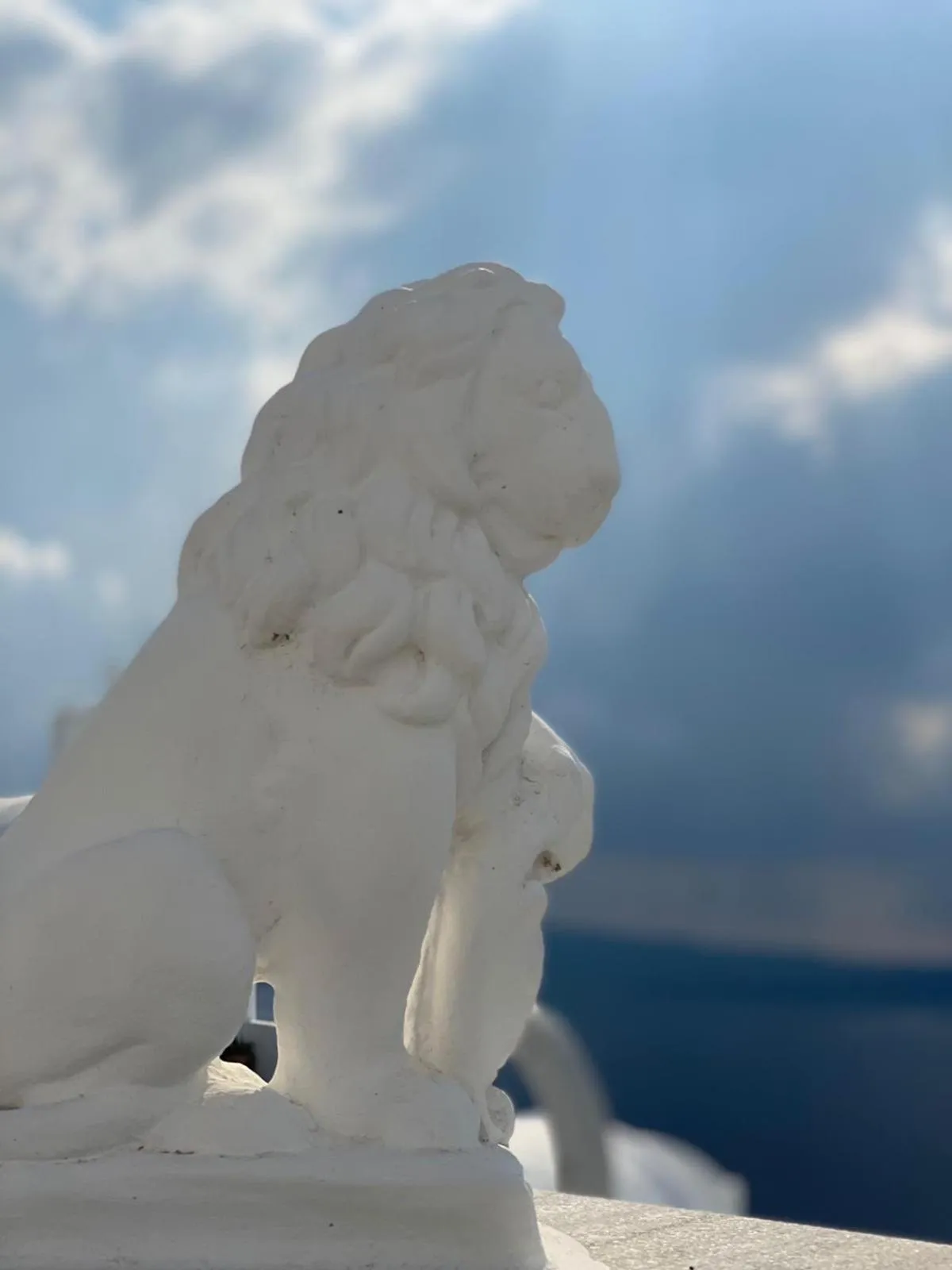 Property building in Maryloujohn Villas Oia