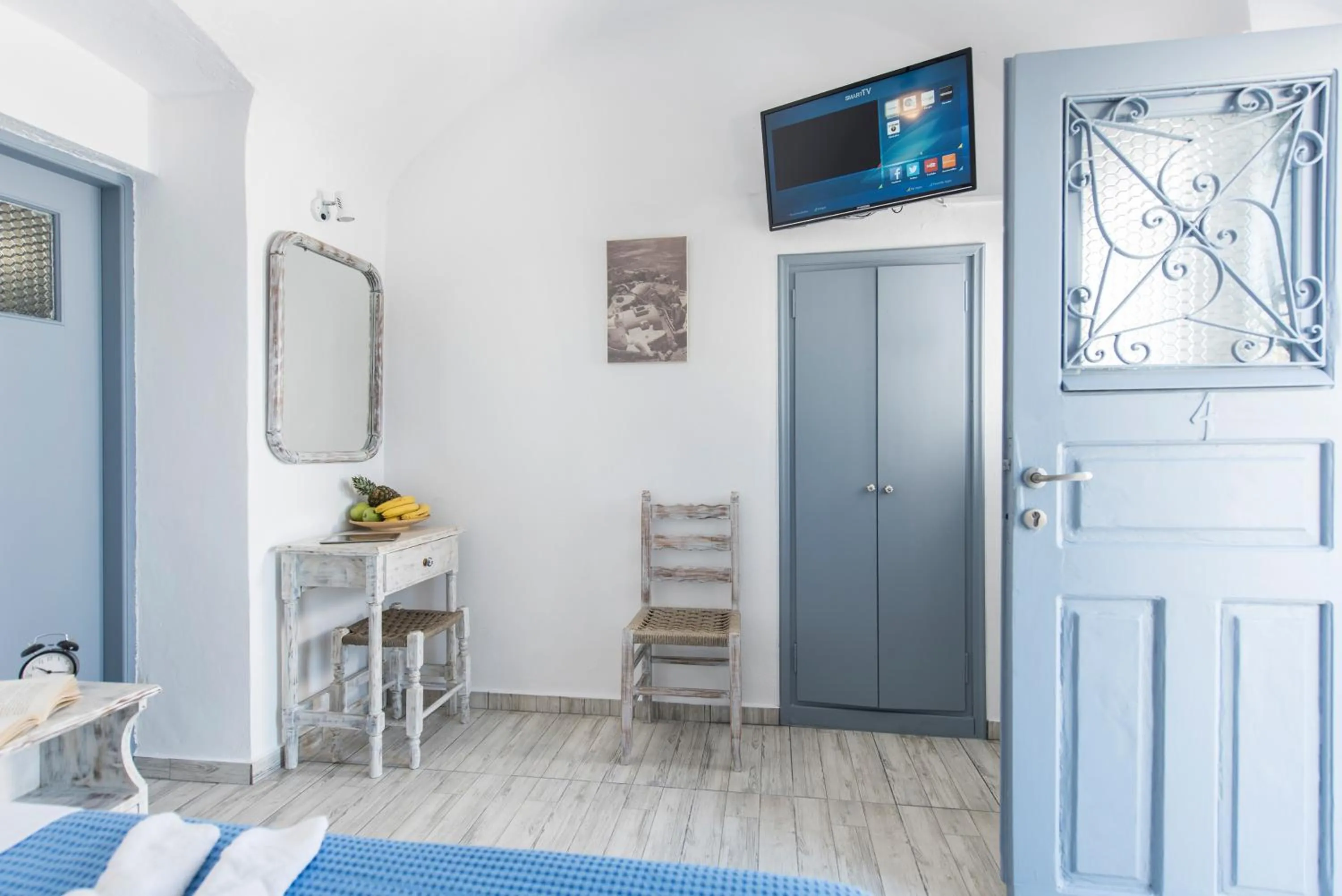 Living room, Bed in Maryloujohn Villas Oia