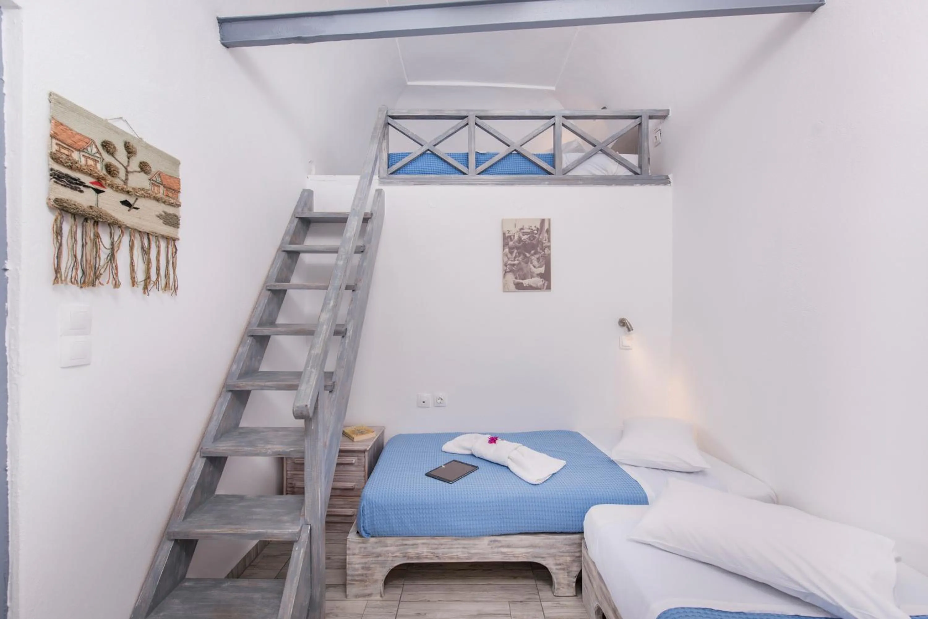 Bedroom, Bed in Maryloujohn Villas Oia