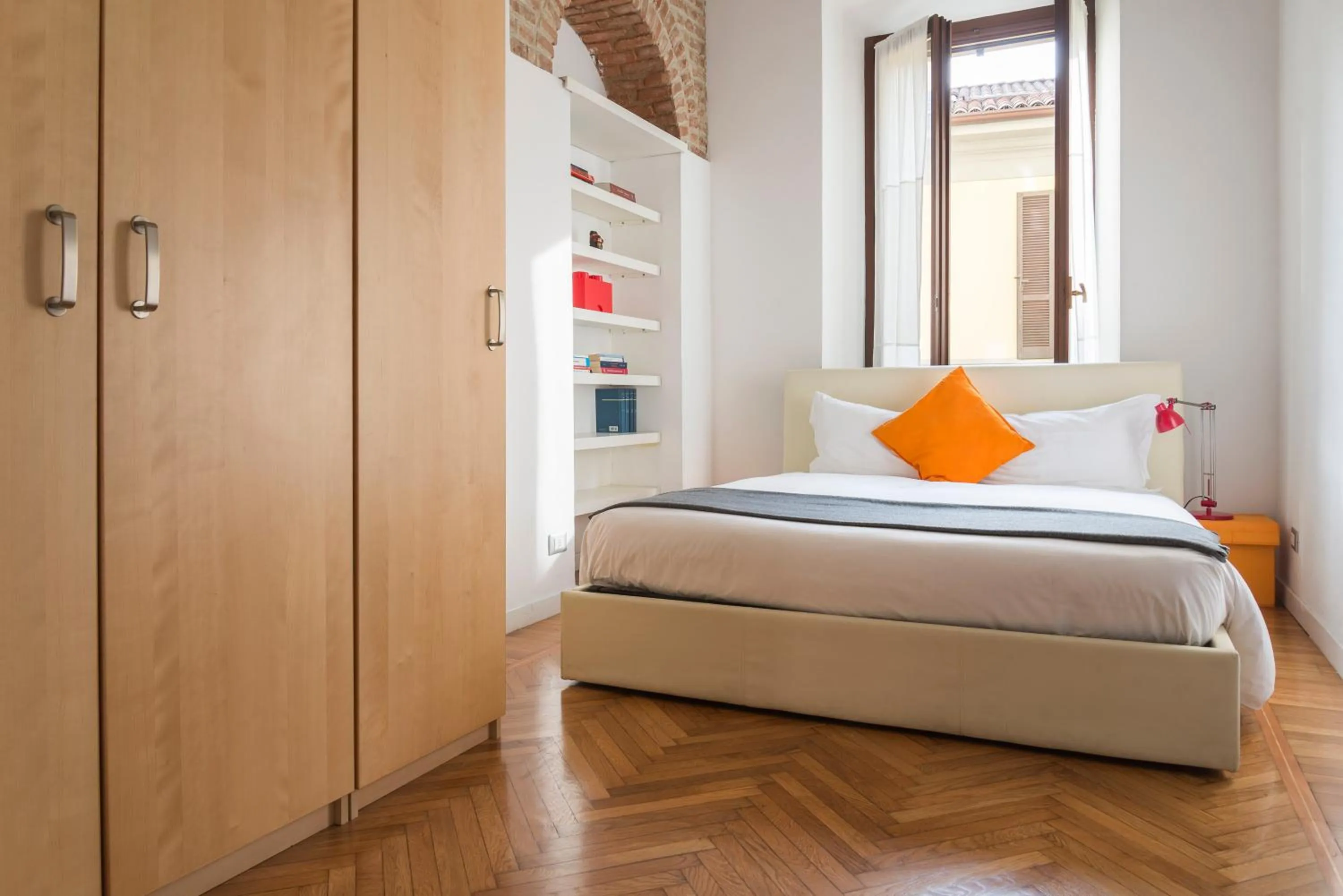 Bedroom, Bed in Heart Milan Apartments Duomo Colonne