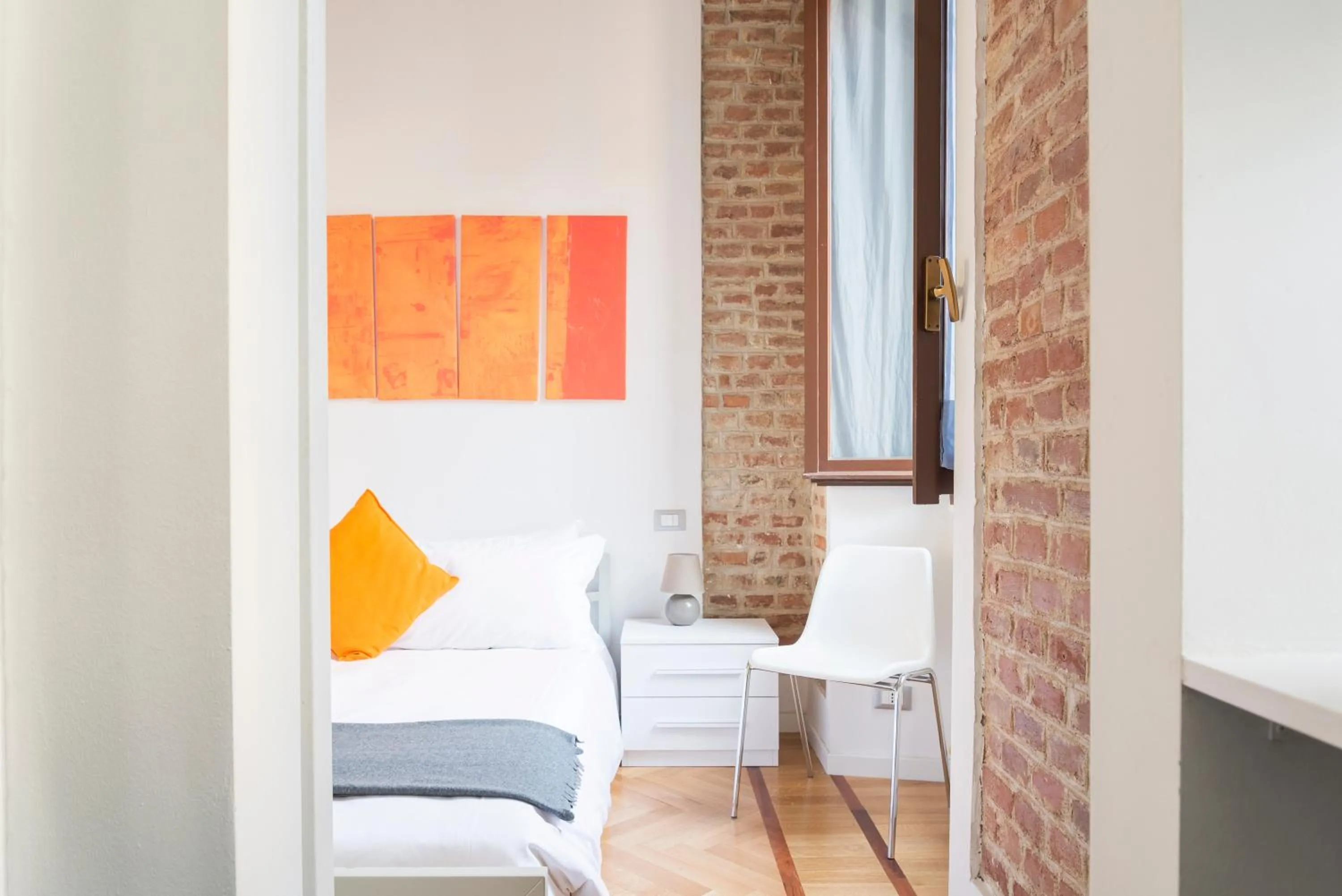 Bedroom in Heart Milan Apartments Duomo Colonne