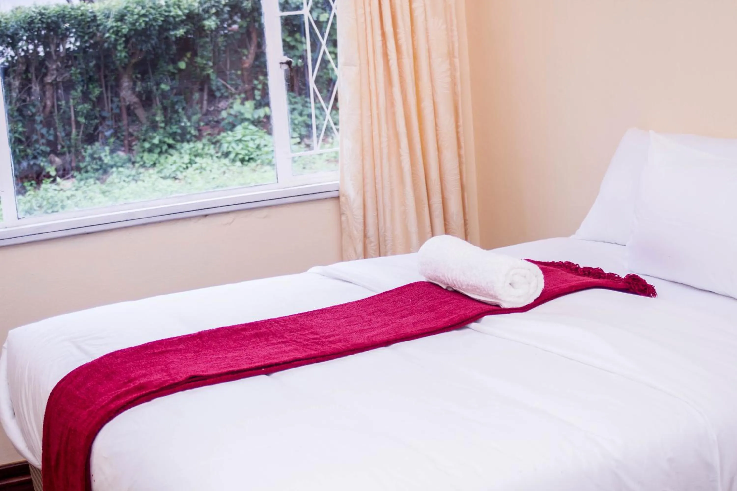 Bed in Royal Guest House