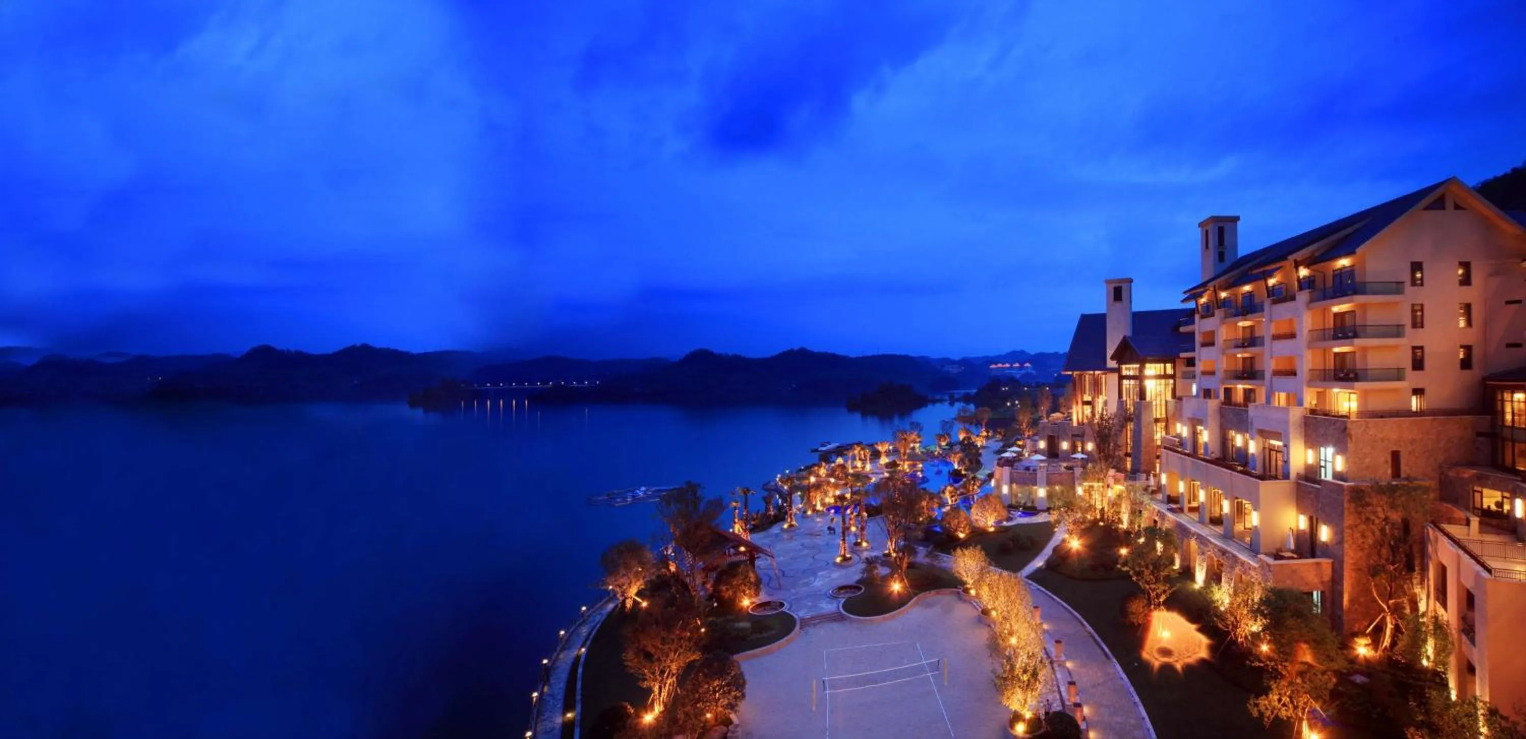 Restaurant/places to eat in Hilton Hangzhou Qiandao Lake Resort