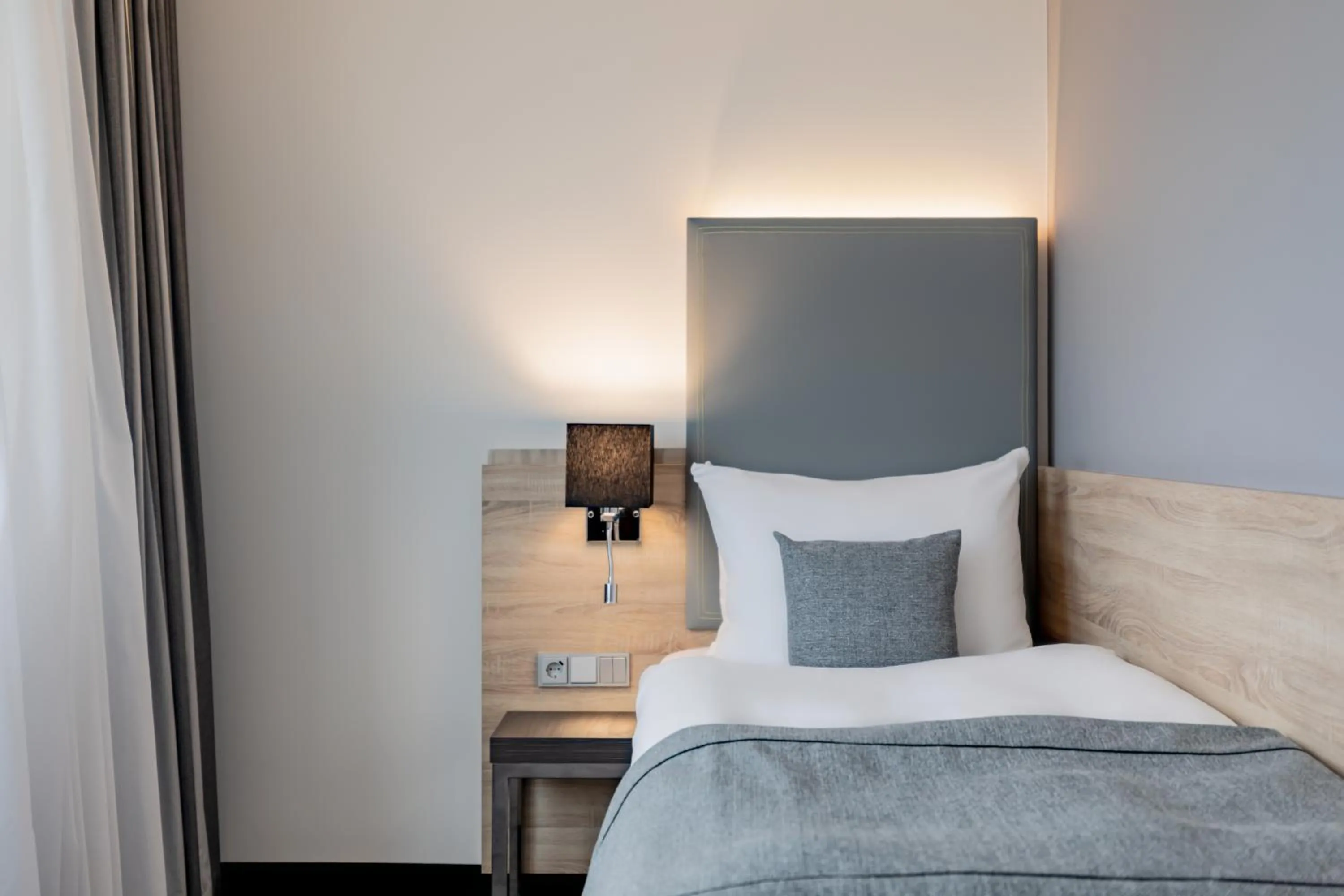 Photo of the whole room, Bed in Select Hotel Berlin Spiegelturm