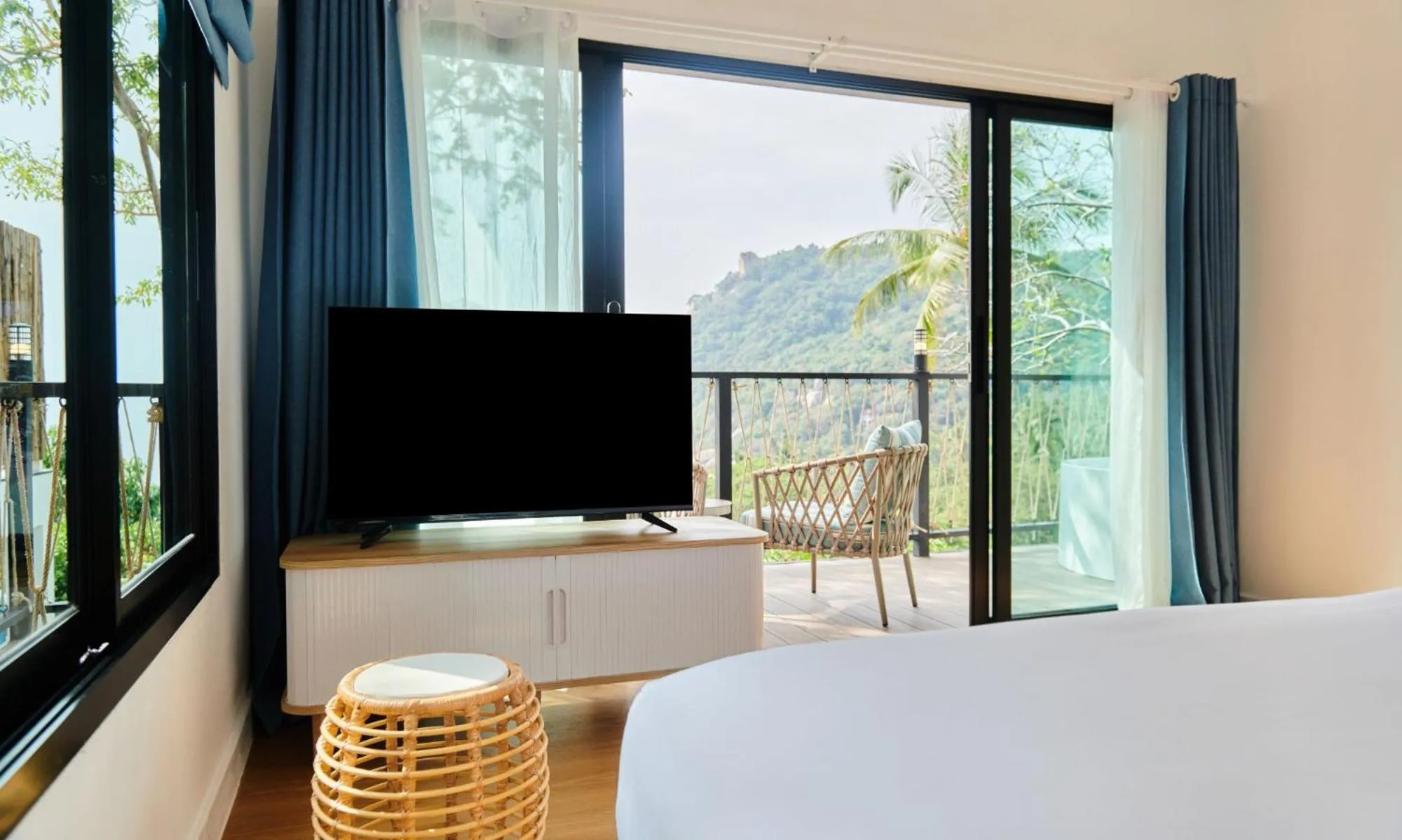 Balcony/Terrace, Bed in Lub d Koh Tao Tanote Bay