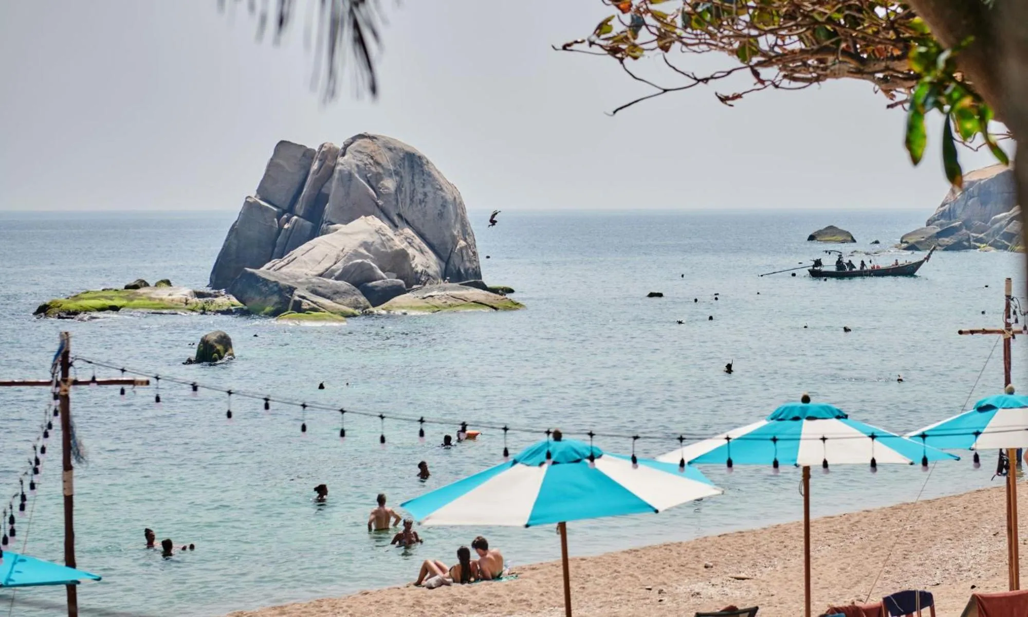Beach in Lub d Koh Tao Tanote Bay