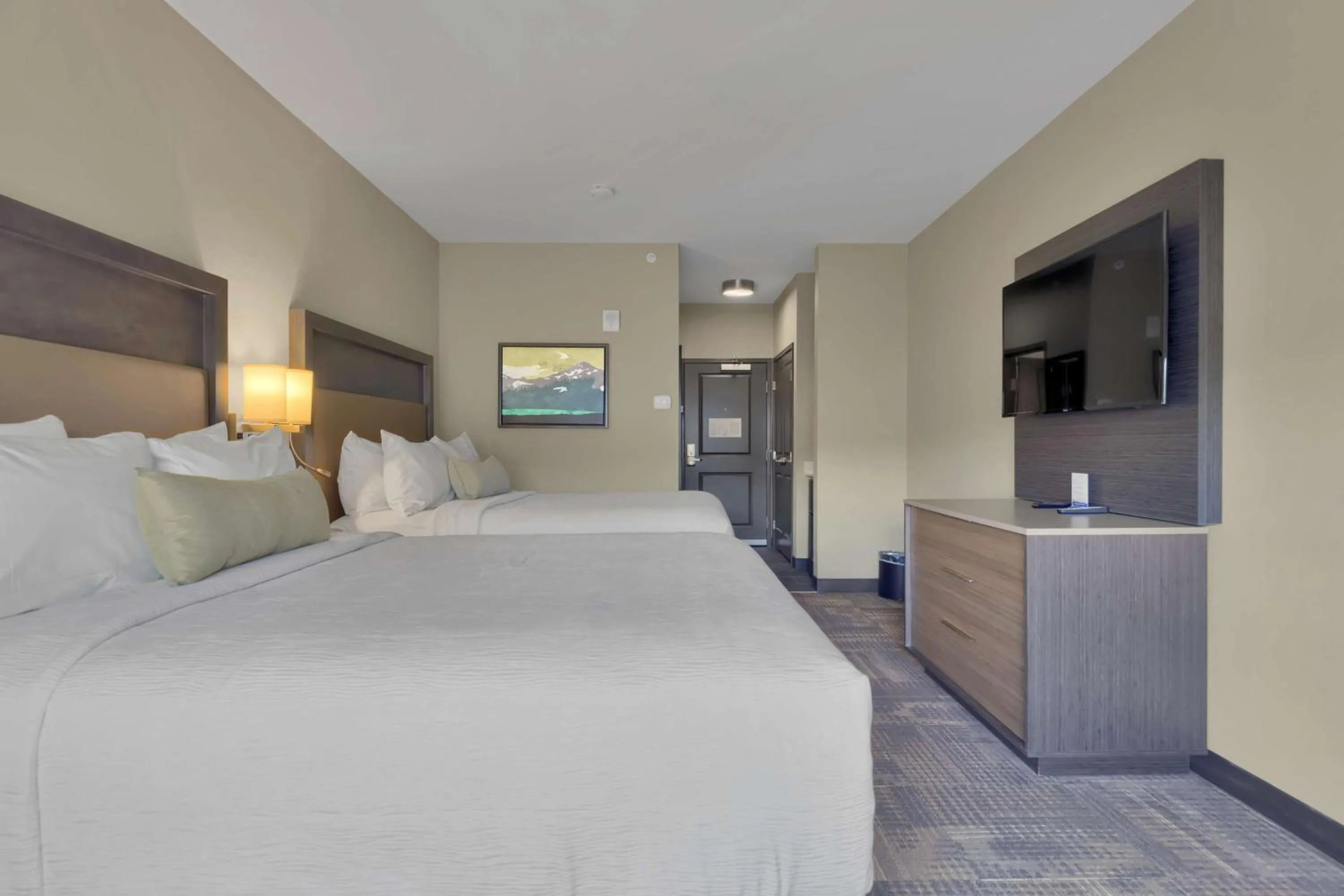 Bedroom, Bed in Best Western Plus Fillmore Inn & Suites