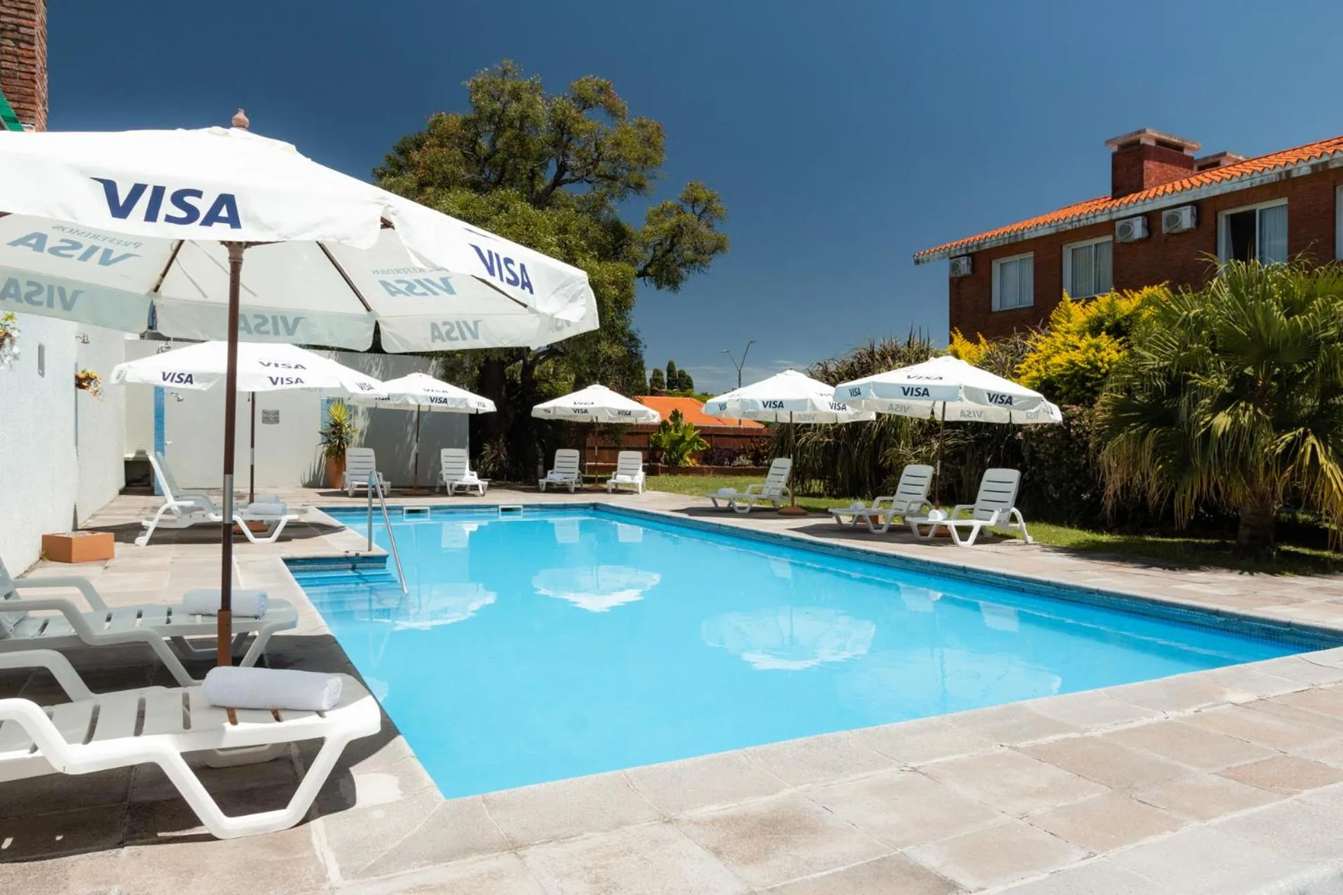 Swimming pool in Gran Hotel Fray Bentos