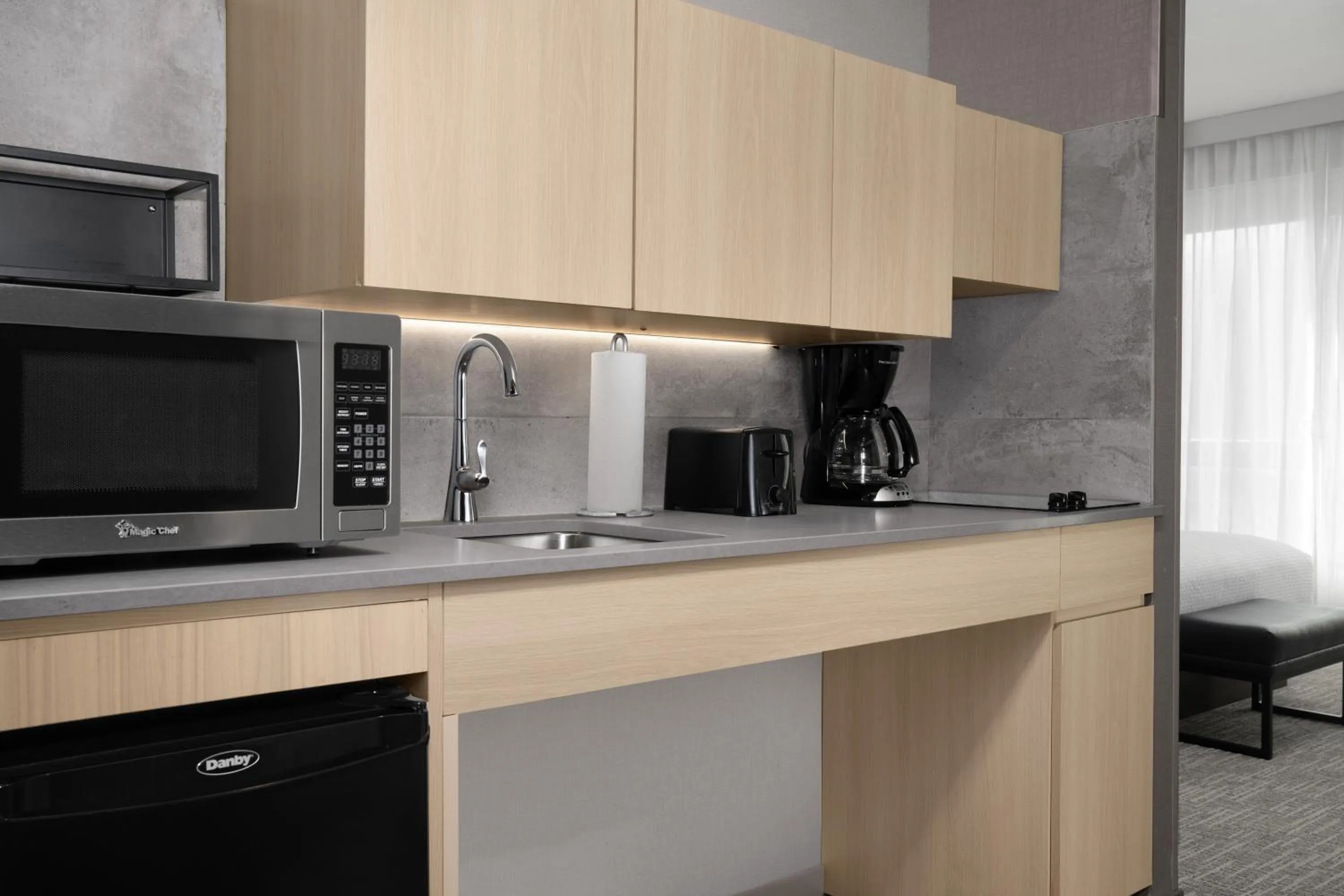 Kitchen or kitchenette in TownePlace Suites by Marriott New York Manhattan/Times Square