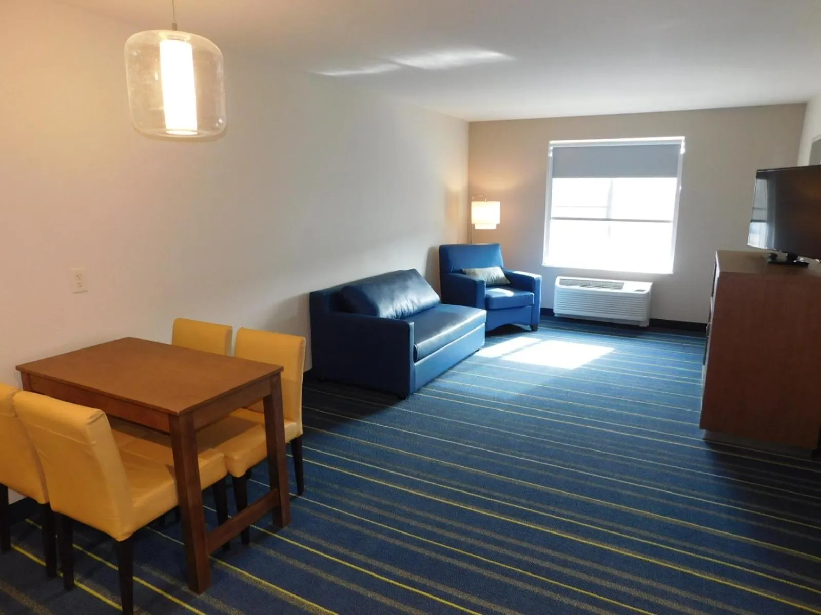 Living room in Days Inn & Suites by Wyndham Kearney NE