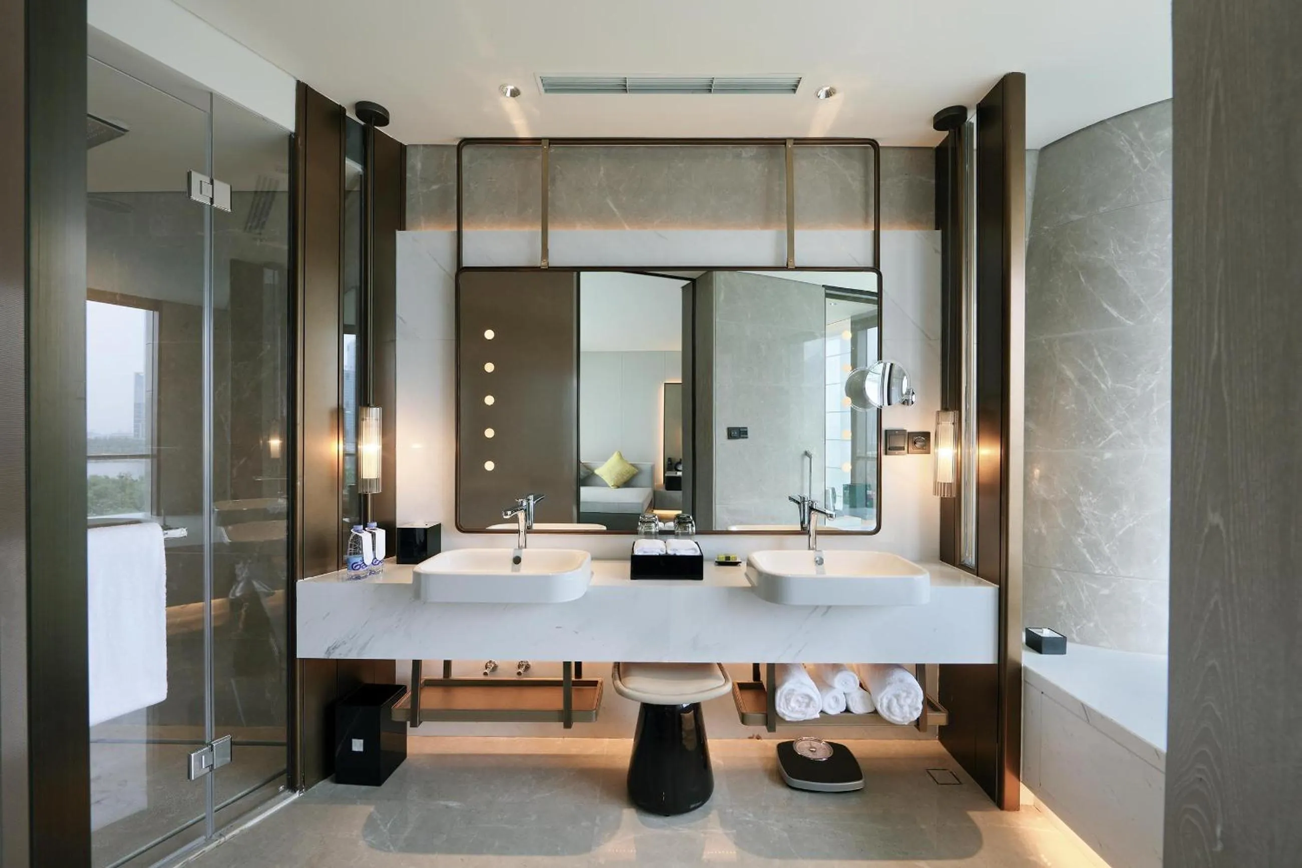 Photo of the whole room in InterContinental Tianjin Yujiapu Hotel & Residences by IHG