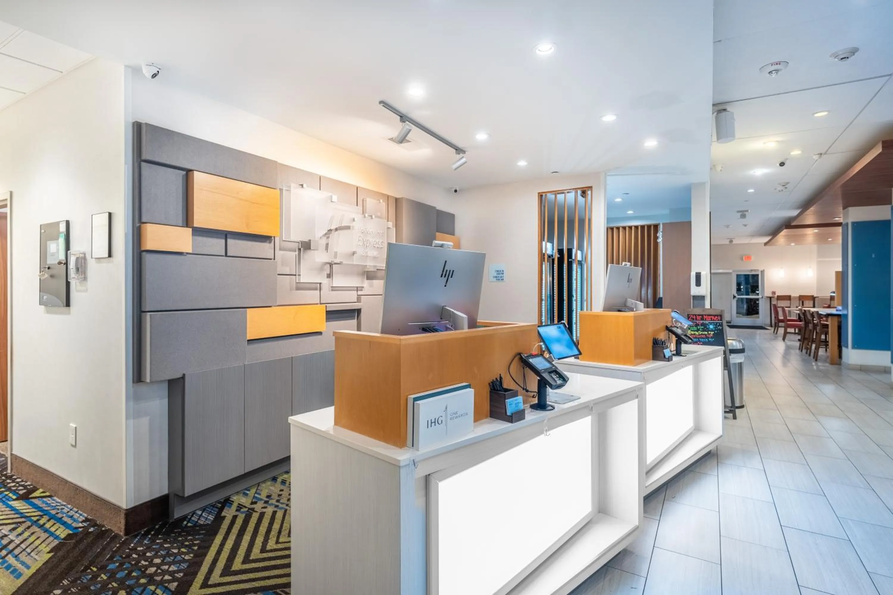 Holiday Inn Express & Suites Nashville North - Springfield by IHG