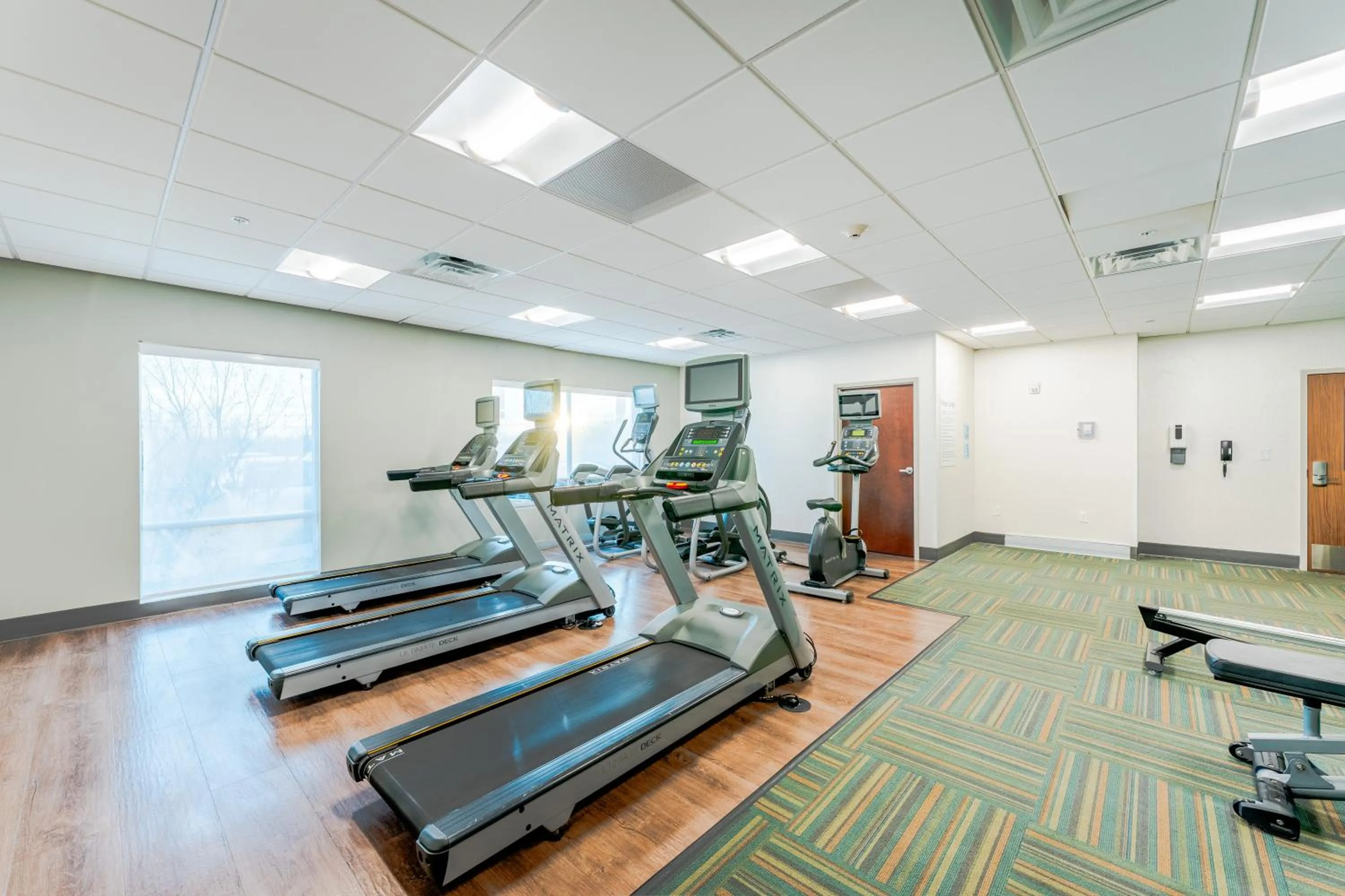 Holiday Inn Express & Suites Nashville North - Springfield by IHG