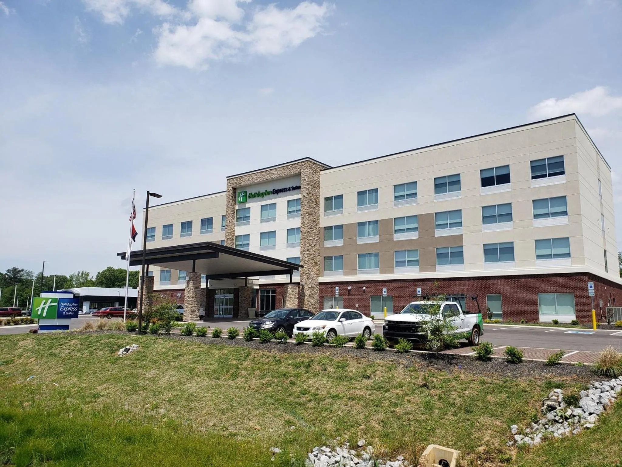 Property building in Holiday Inn Express & Suites Nashville North - Springfield by IHG