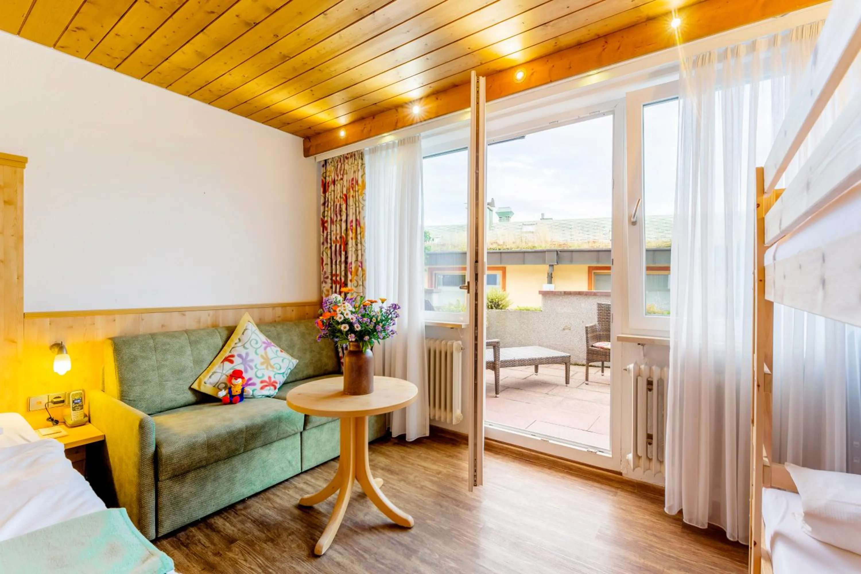 Seating area in Hotel Engel - Familotel Hochschwarzwald