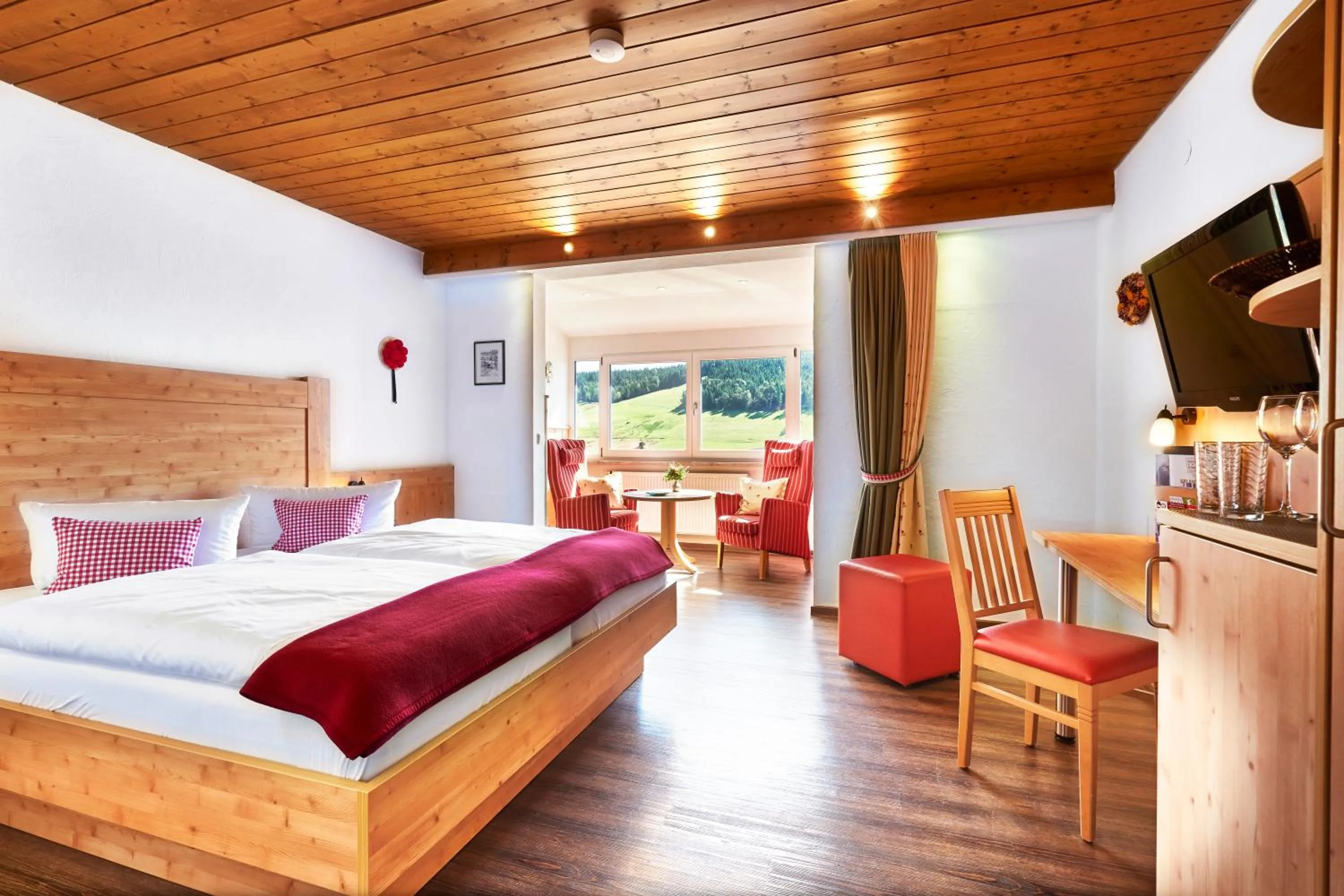 Photo of the whole room in Hotel Engel - Familotel Hochschwarzwald