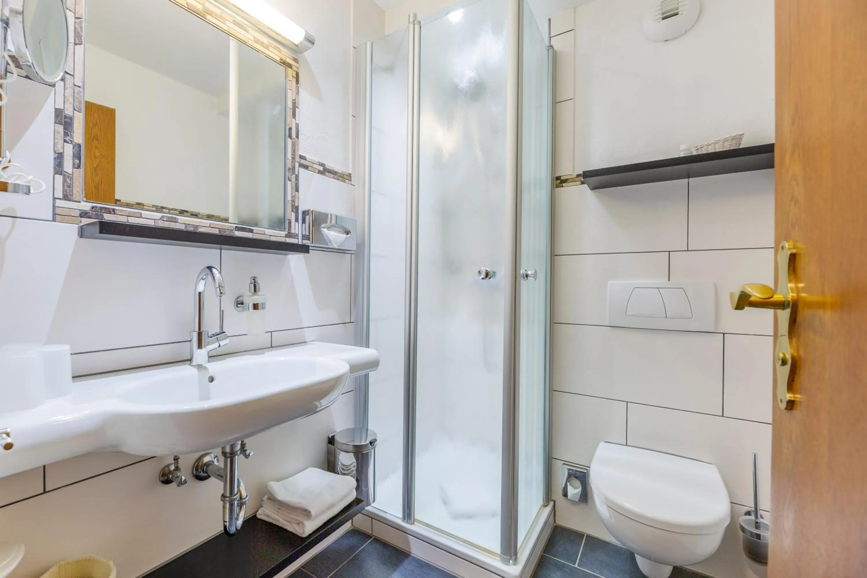 Bathroom in Hotel Engel - Familotel Hochschwarzwald