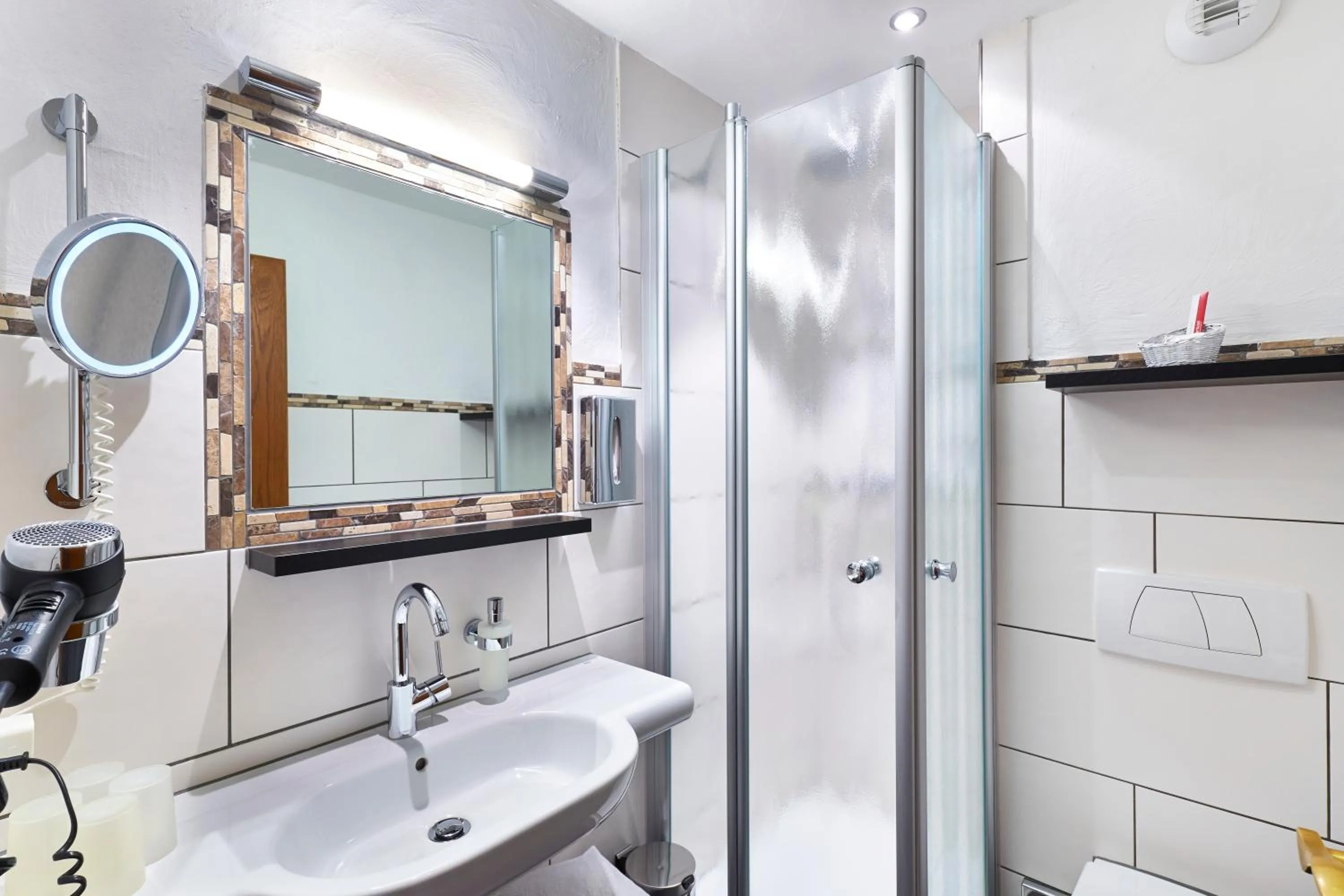 Bathroom in Hotel Engel - Familotel Hochschwarzwald