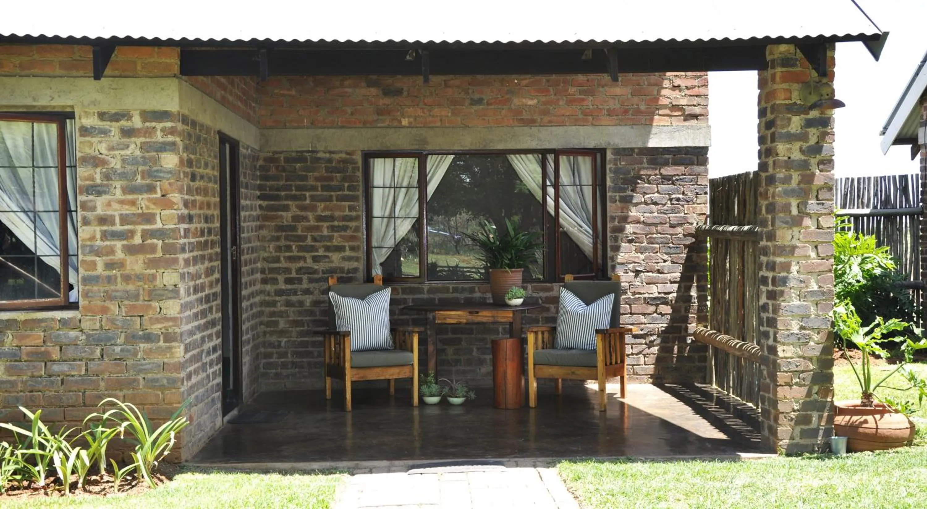 Property building in Grincourt B&B- with No Load shedding