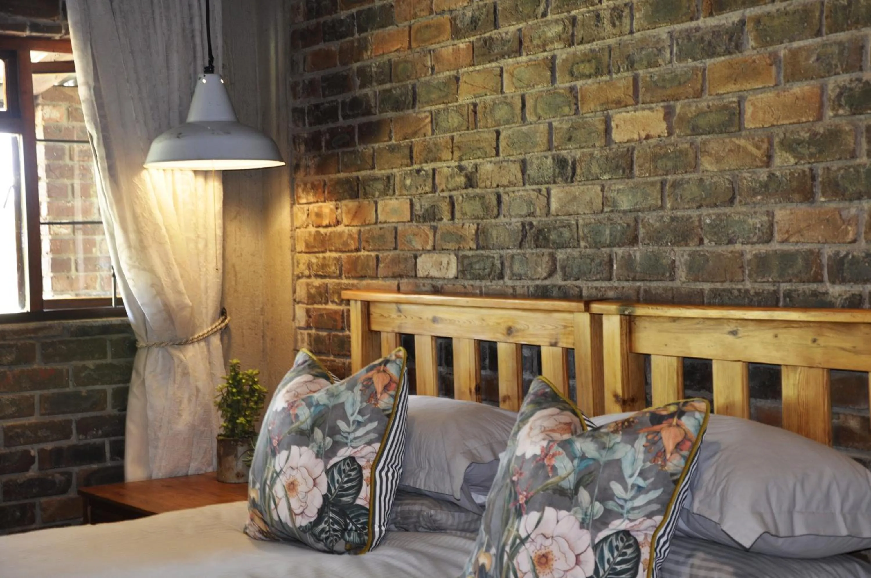 Bed in Grincourt B&B- with No Load shedding