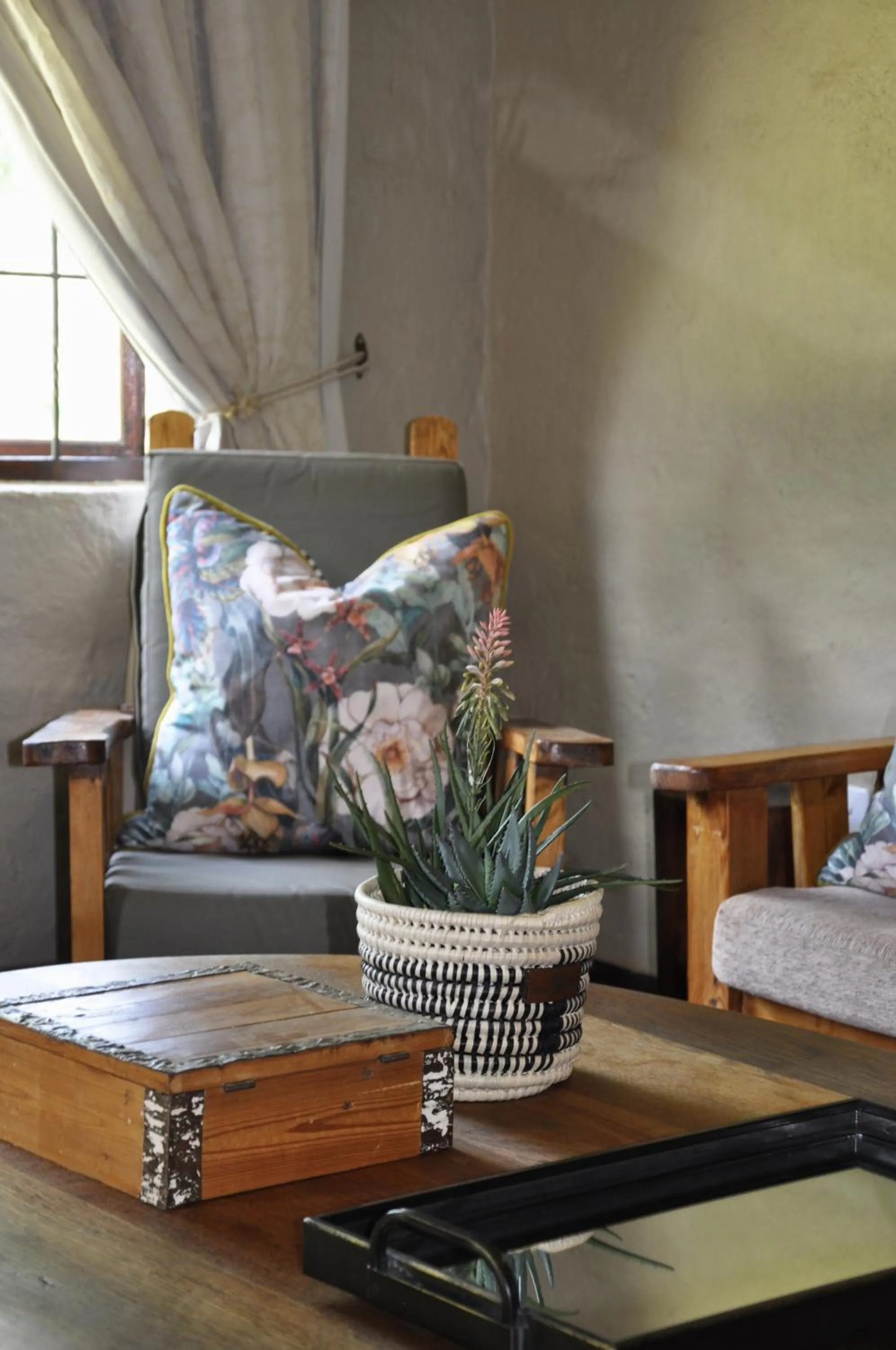 Seating area in Grincourt B&B- with No Load shedding