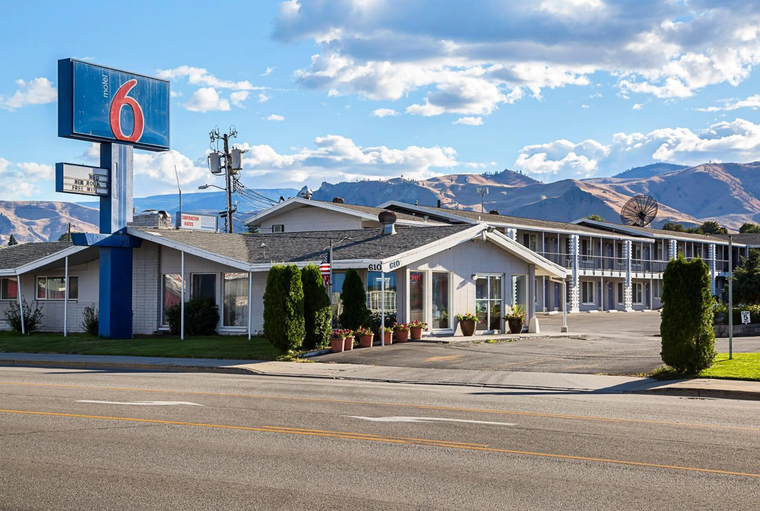 Facade/entrance in Motel 6-Wenatchee, WA