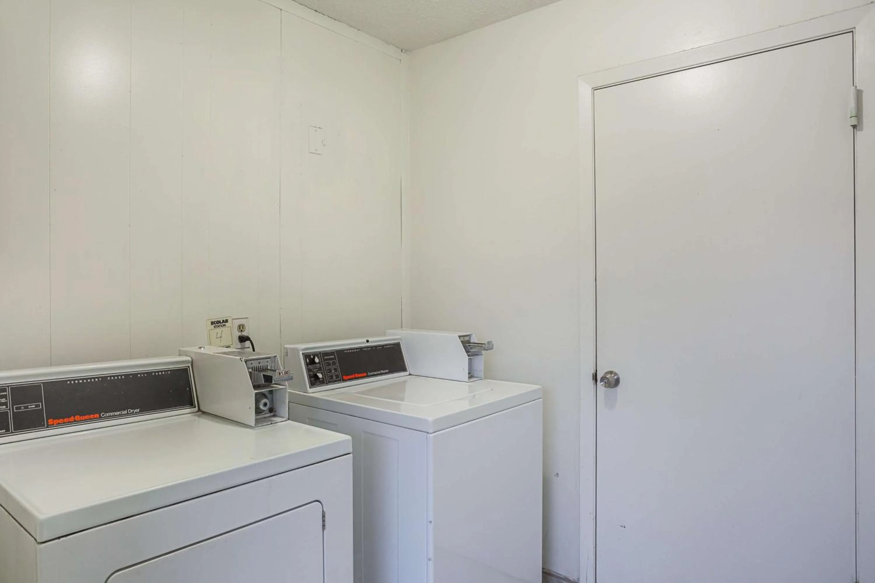 On site in Motel 6-Wenatchee, WA