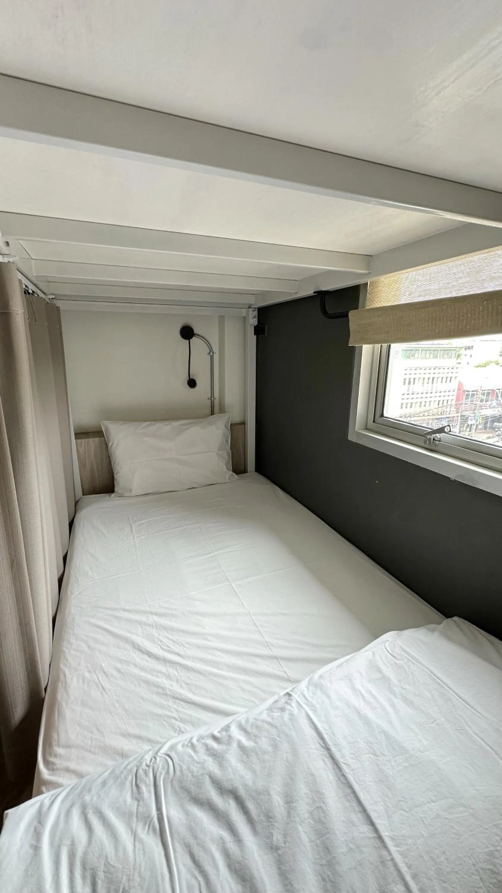 Bed in Jam Hostel Bangkok