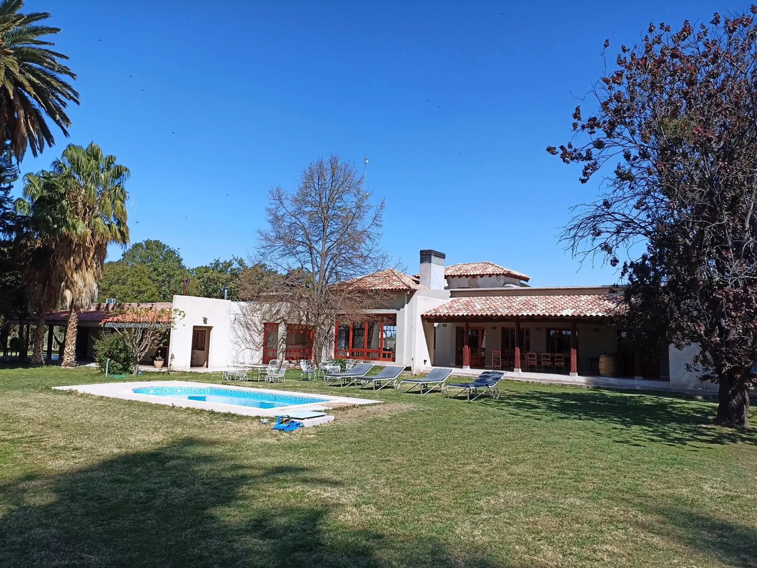 Property building in Posada Cavieres Wine Farm